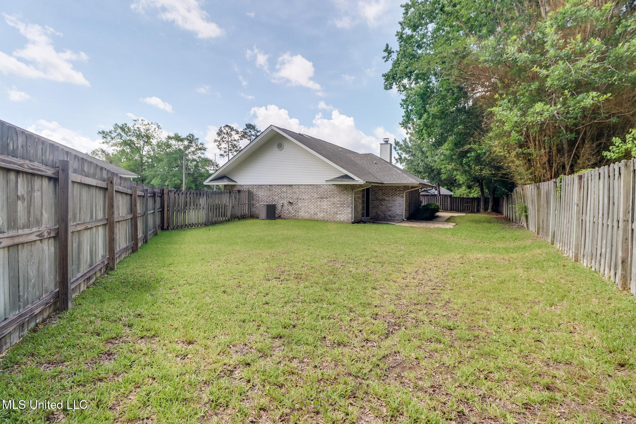 696 Aukai Place, Diamondhead, Mississippi image 6