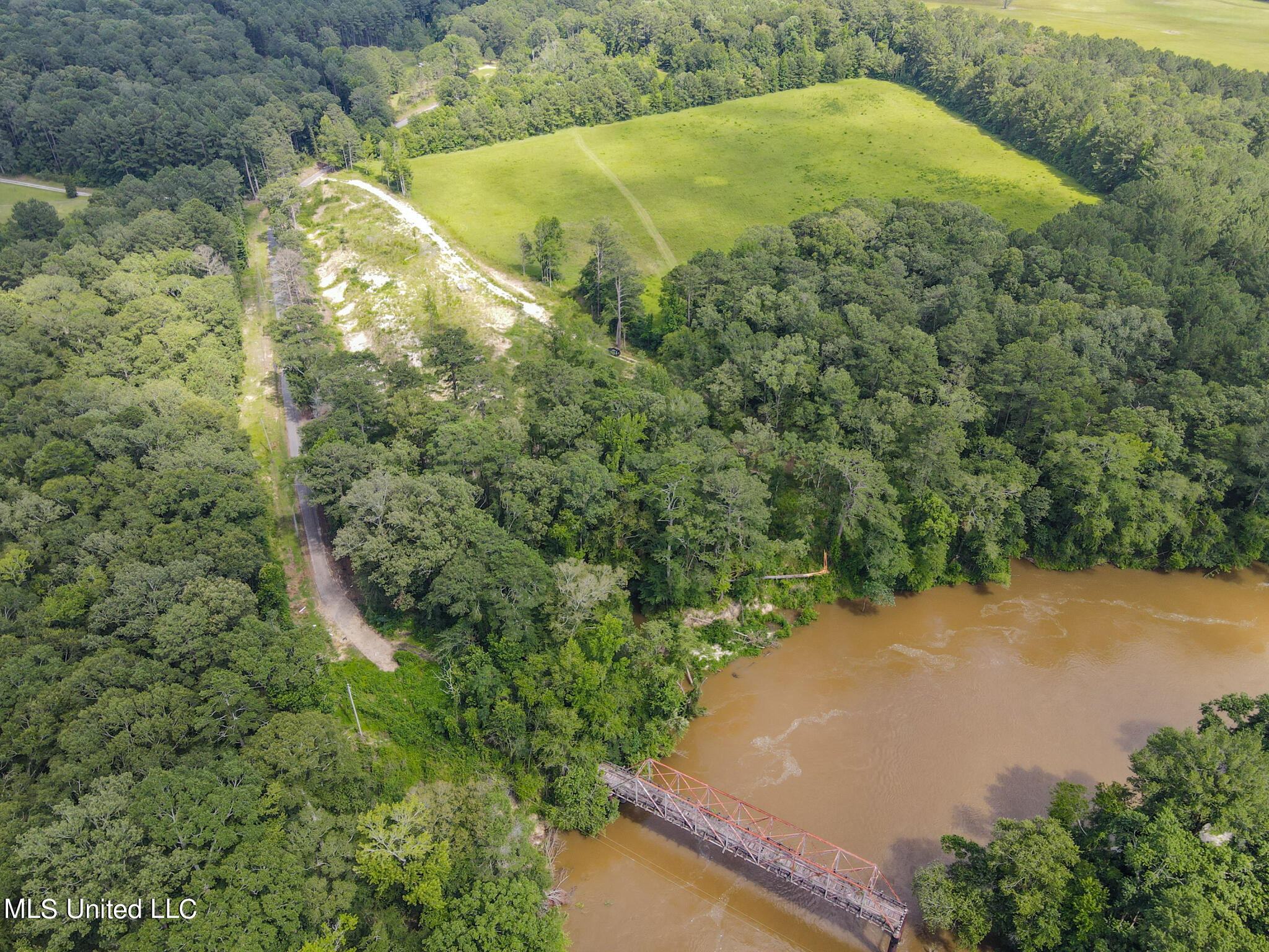 Rosemary Road, Florence, Mississippi image 14