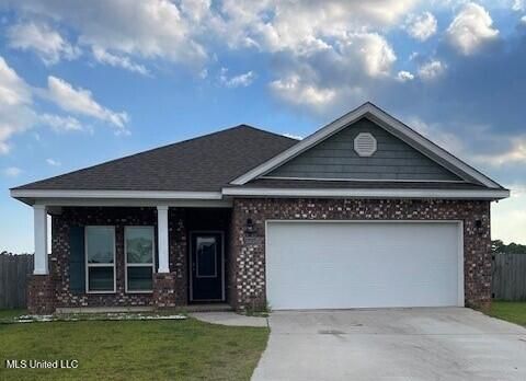 Homes For Sale - 15610 Ridge Court<br/> Biloxi, MS 39532