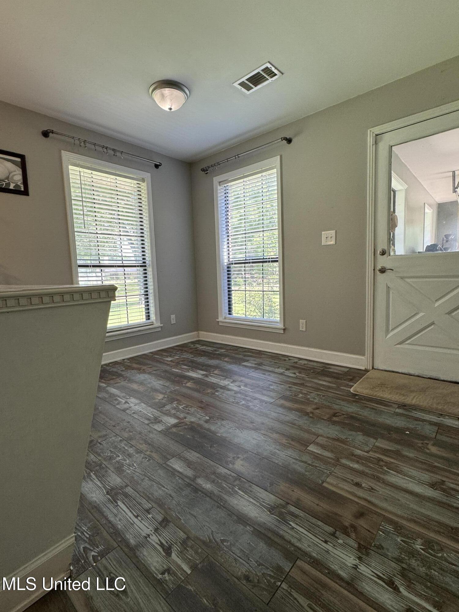 5205 Marthavale Cove, Southaven, Mississippi image 7