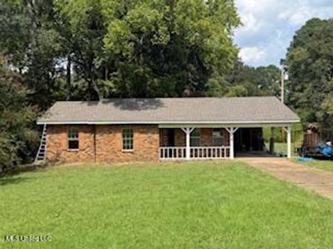 Homes For Sale - 31 White Cove<br/> Grenada, MS 38901