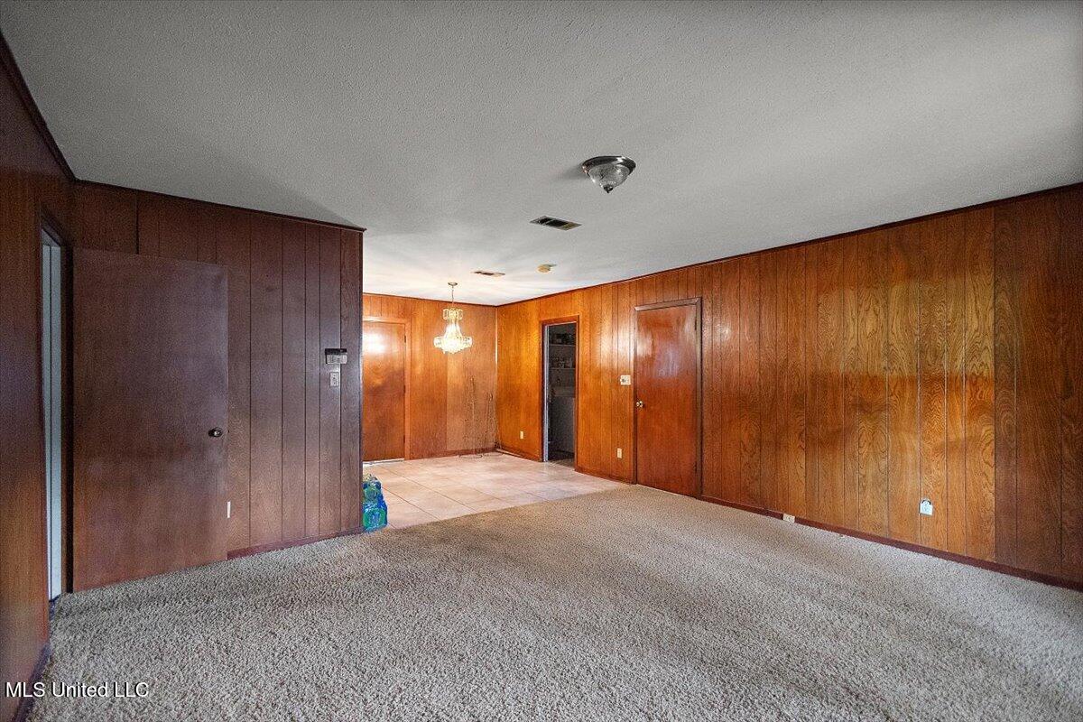 2530 Crestleigh Manor, Jackson, Mississippi image 3