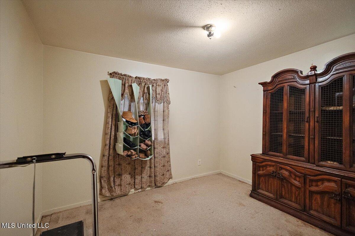 2530 Crestleigh Manor, Jackson, Mississippi image 10
