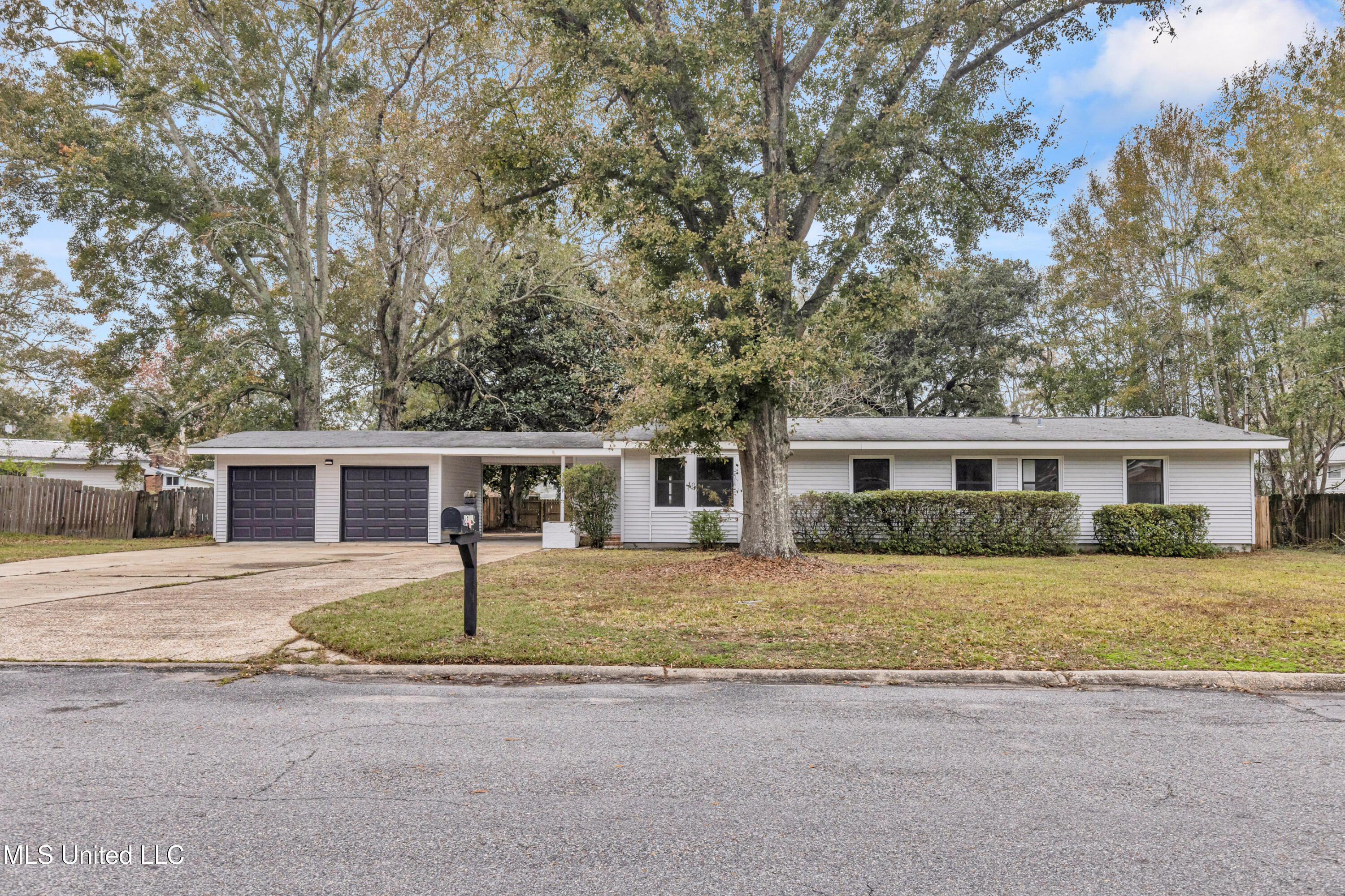 3647 Cumberland Drive, Moss Point, Mississippi image 2