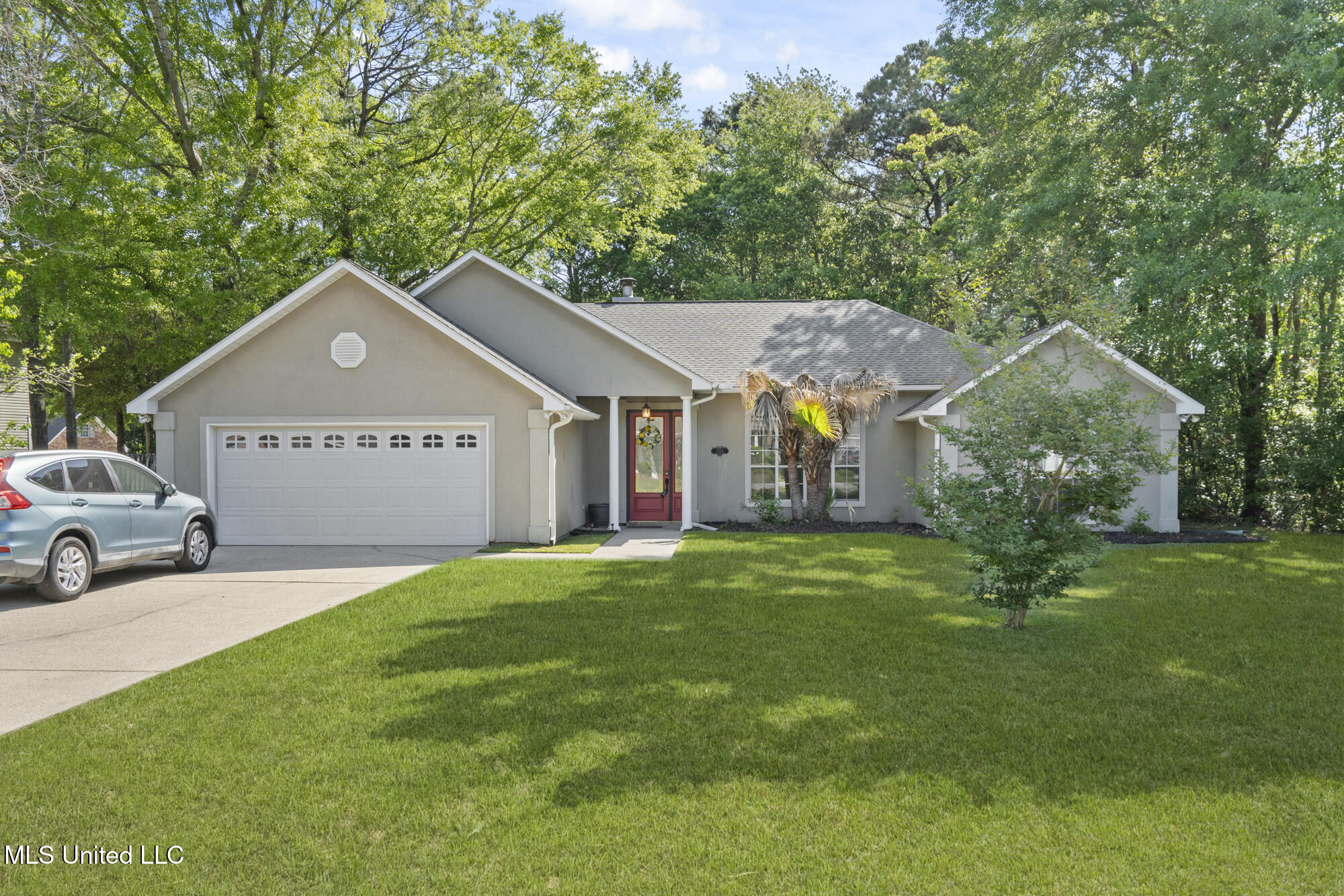 1203 Magnolia Bayou Boulevard, Ocean Springs, Mississippi image 2