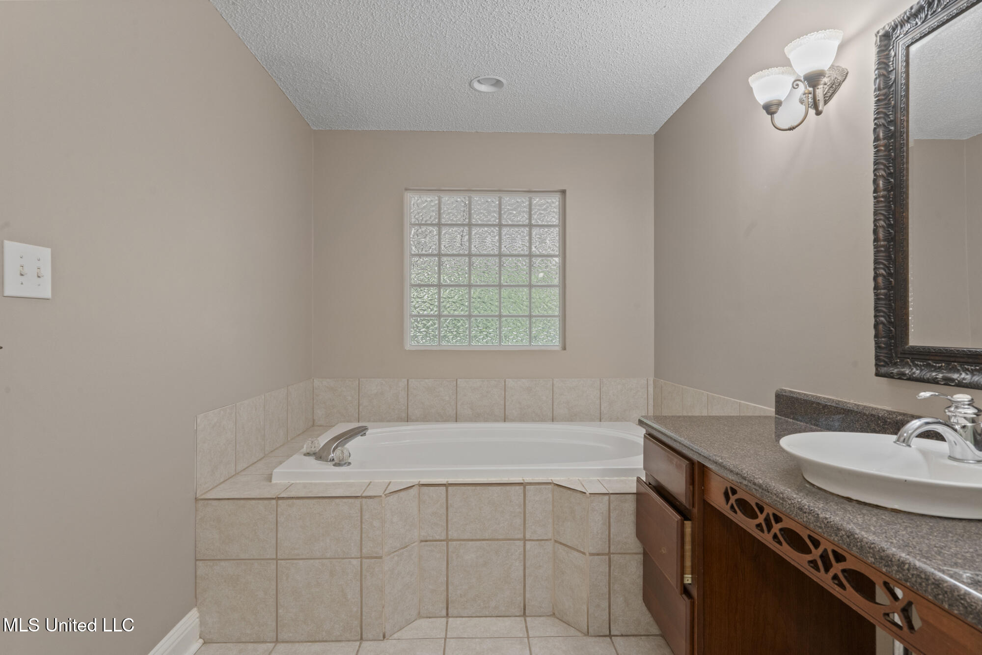 1203 Magnolia Bayou Boulevard, Ocean Springs, Mississippi image 18
