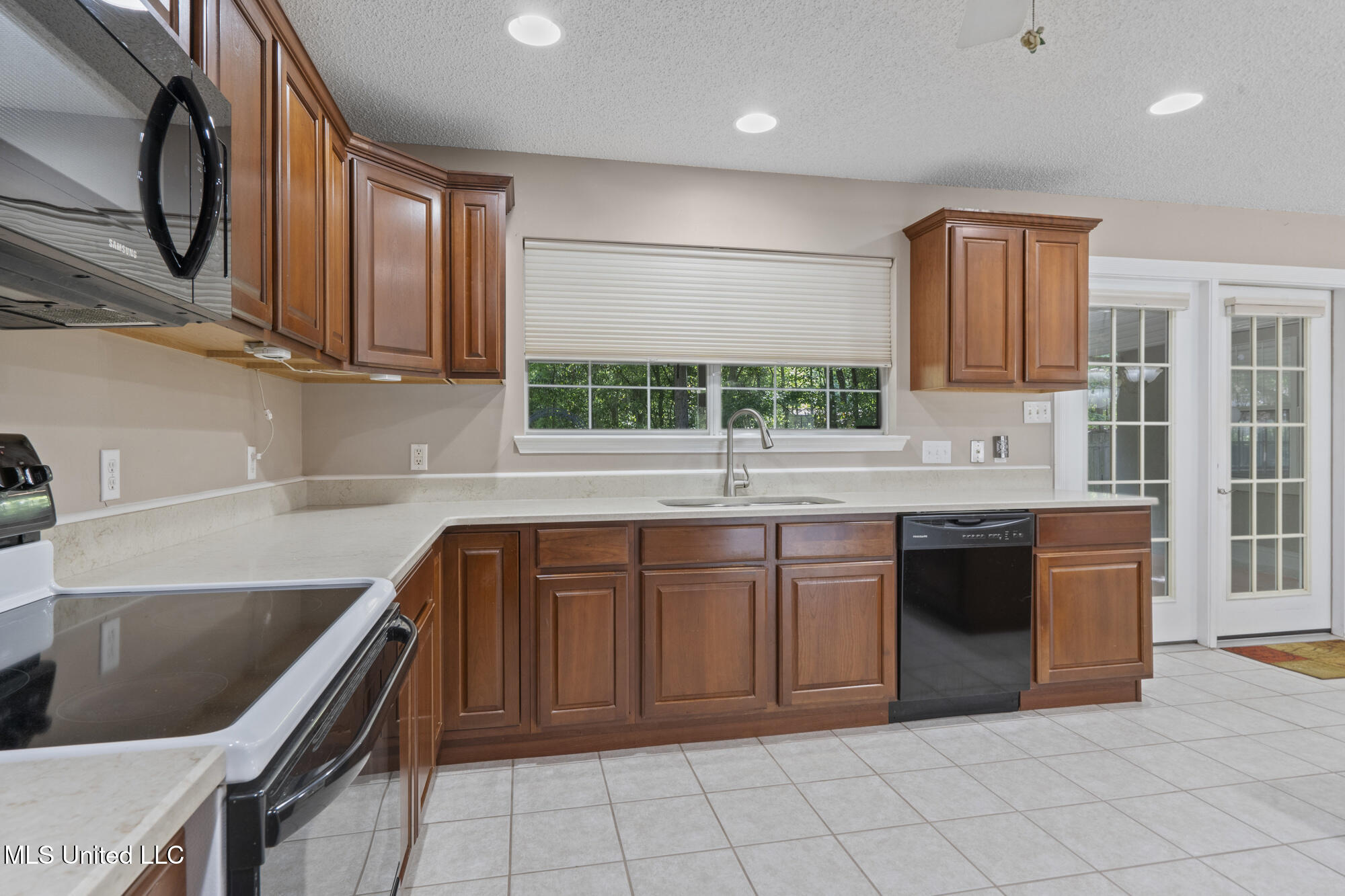 1203 Magnolia Bayou Boulevard, Ocean Springs, Mississippi image 10