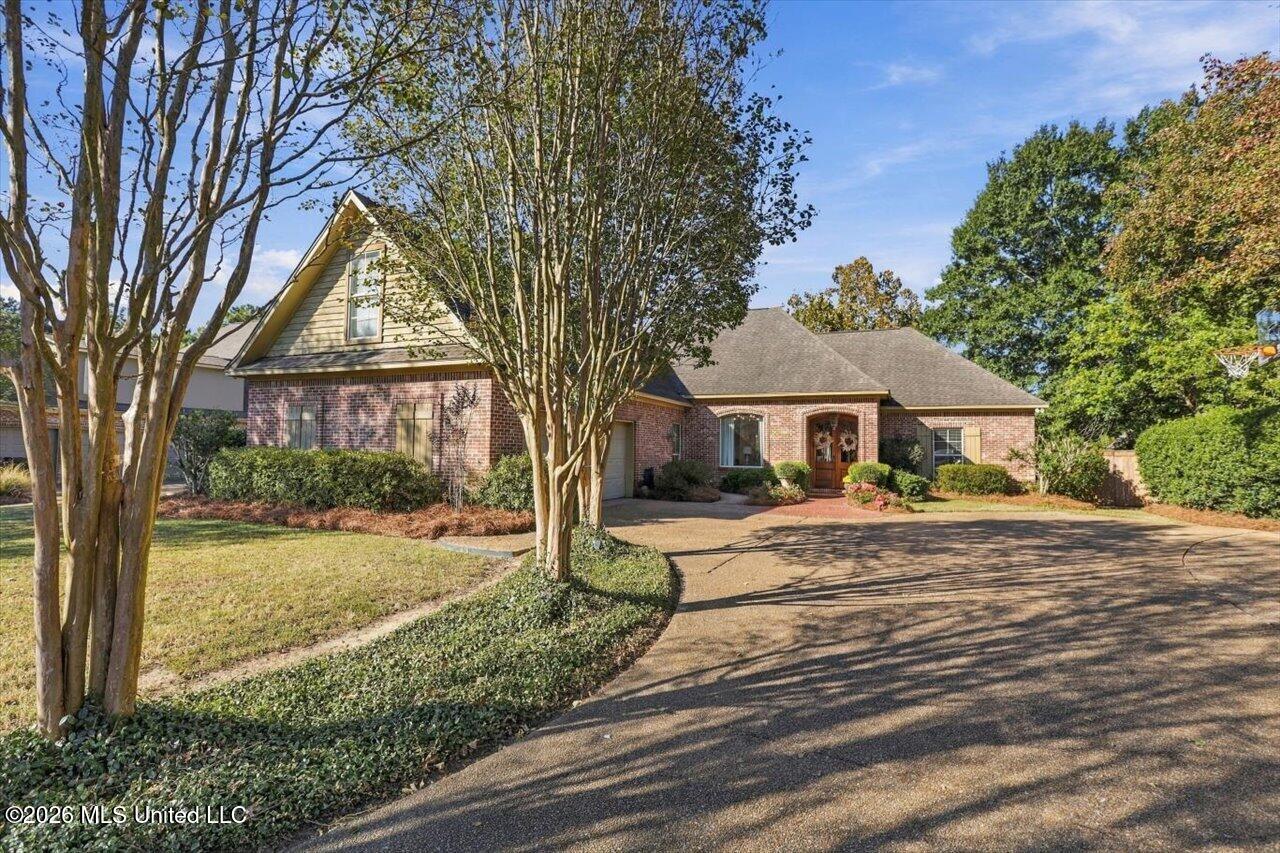 324 Highleadon Court
