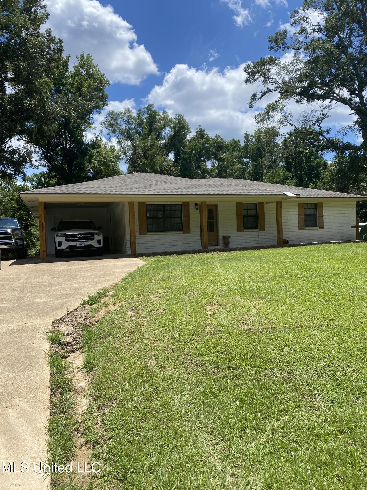 64 Ogden Road, Natchez, Mississippi image 4