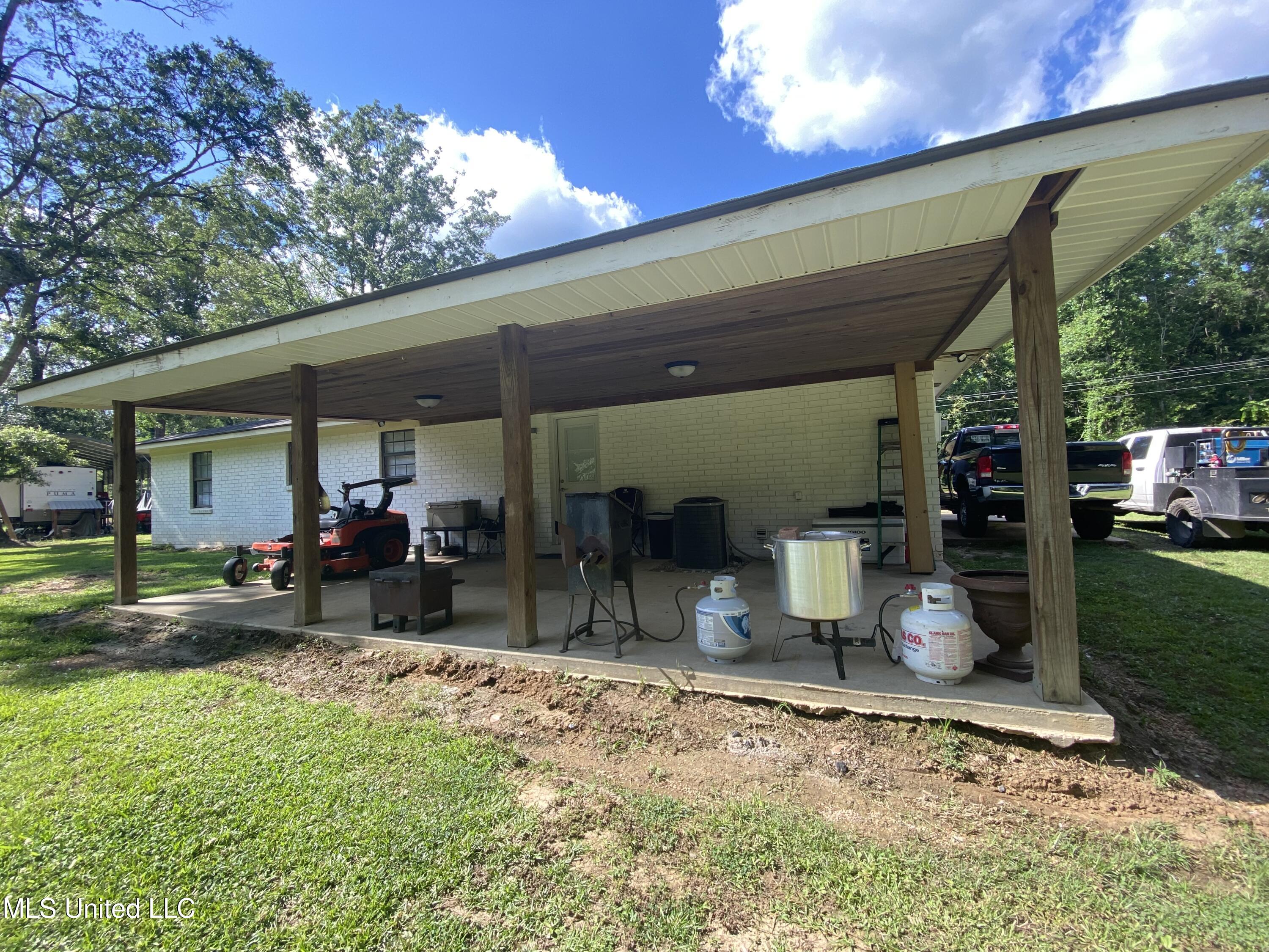 64 Ogden Road, Natchez, Mississippi image 47
