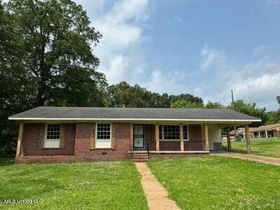 805 Montgomery Street, Winona, Mississippi image 1