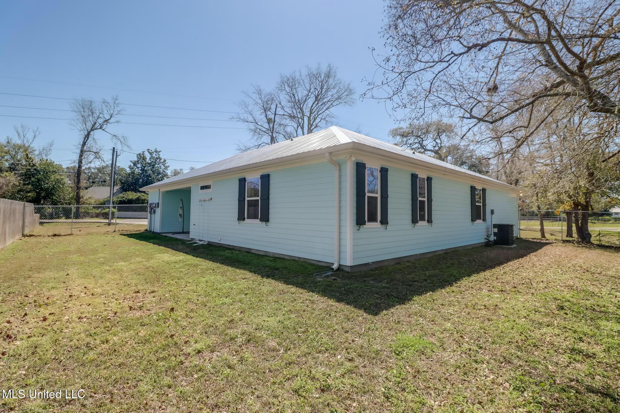 601 Citizen Street, Bay Saint Louis, Mississippi image 21