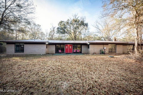 Homes For Sale - 3040 Pabst Road<br/> Ocean Springs, MS 39564