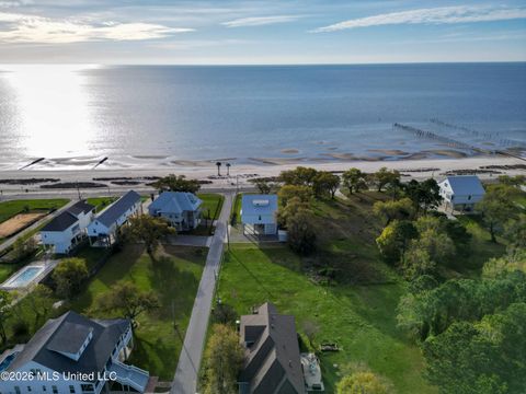 Vacant Land For Sale - 115 Favre Street<br/> Waveland, MS 39576