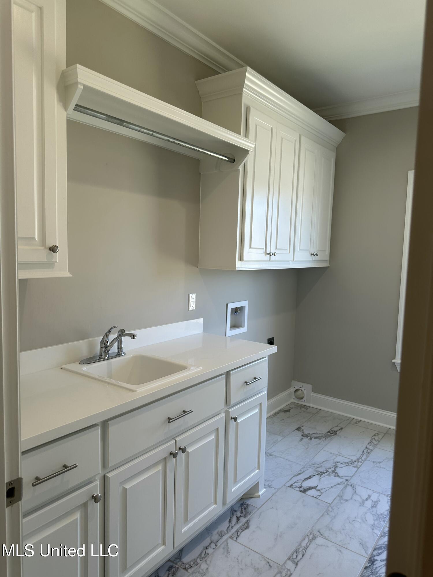 485 Aurora Circle, Canton, Mississippi image 13