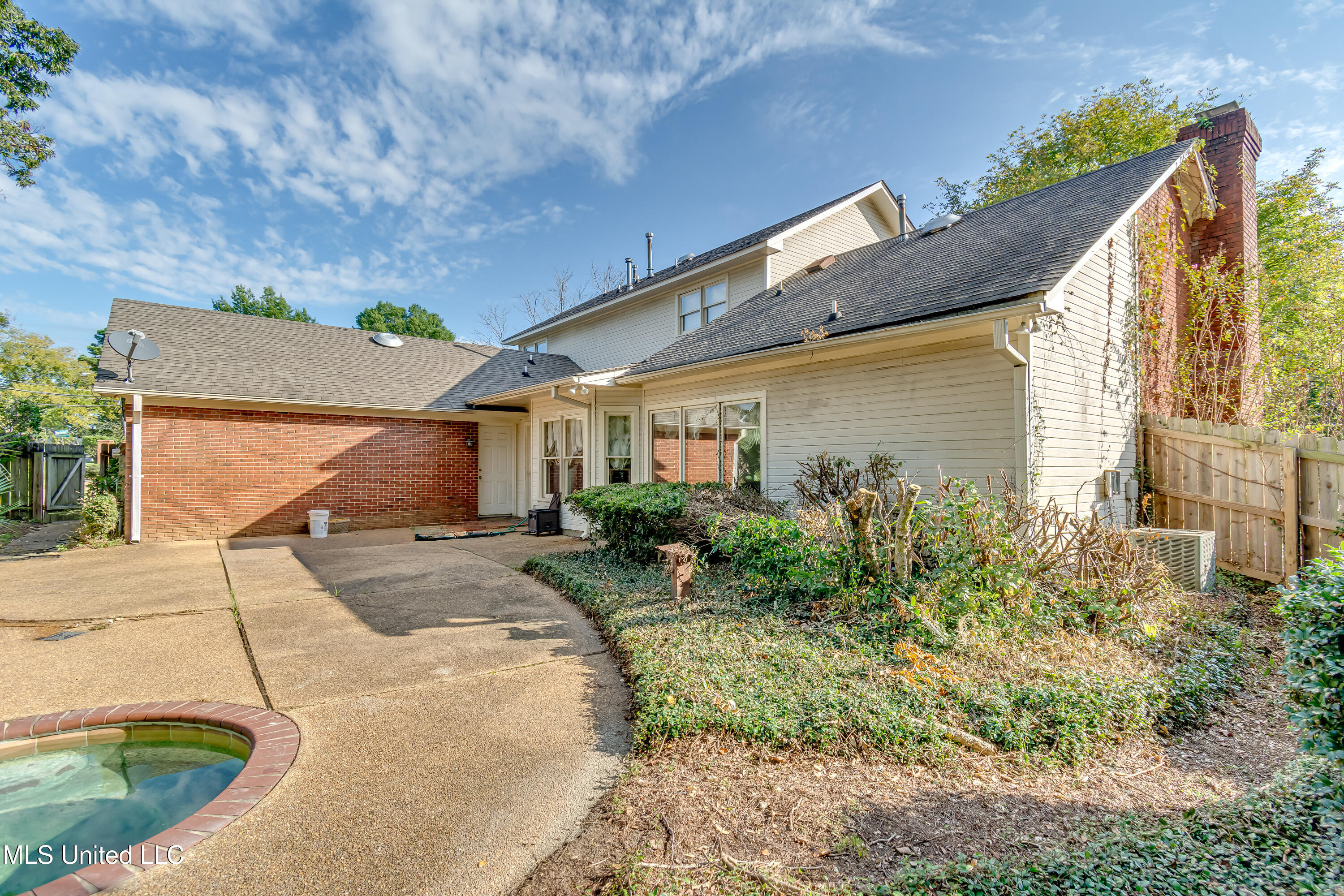 Jackson, Mississippi 39211, United States, 4 Bedrooms Bedrooms, ,3 BathroomsBathrooms,Residential,Active,224769