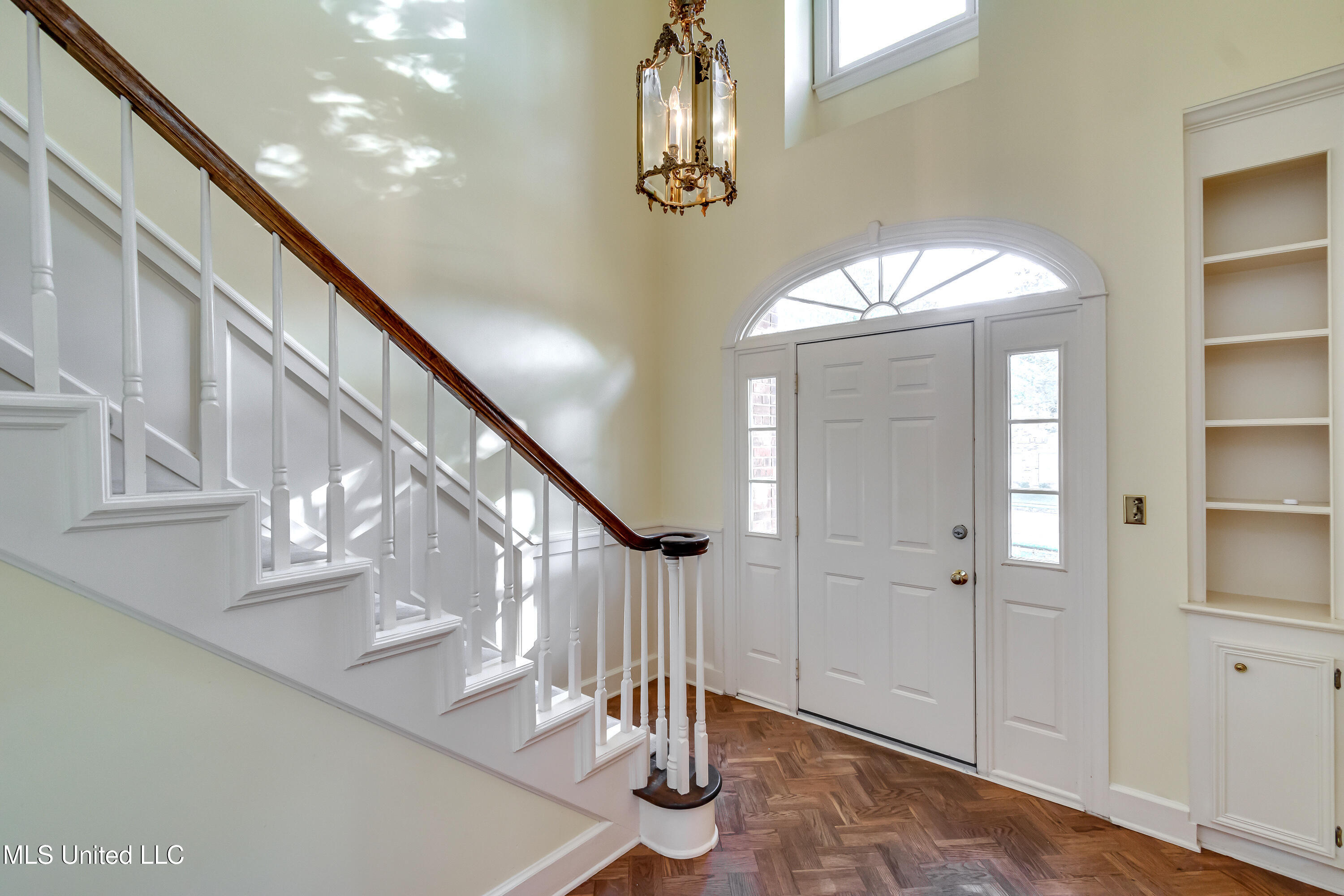 Jackson, Mississippi 39211, United States, 4 Bedrooms Bedrooms, ,3 BathroomsBathrooms,Residential,Active,224769