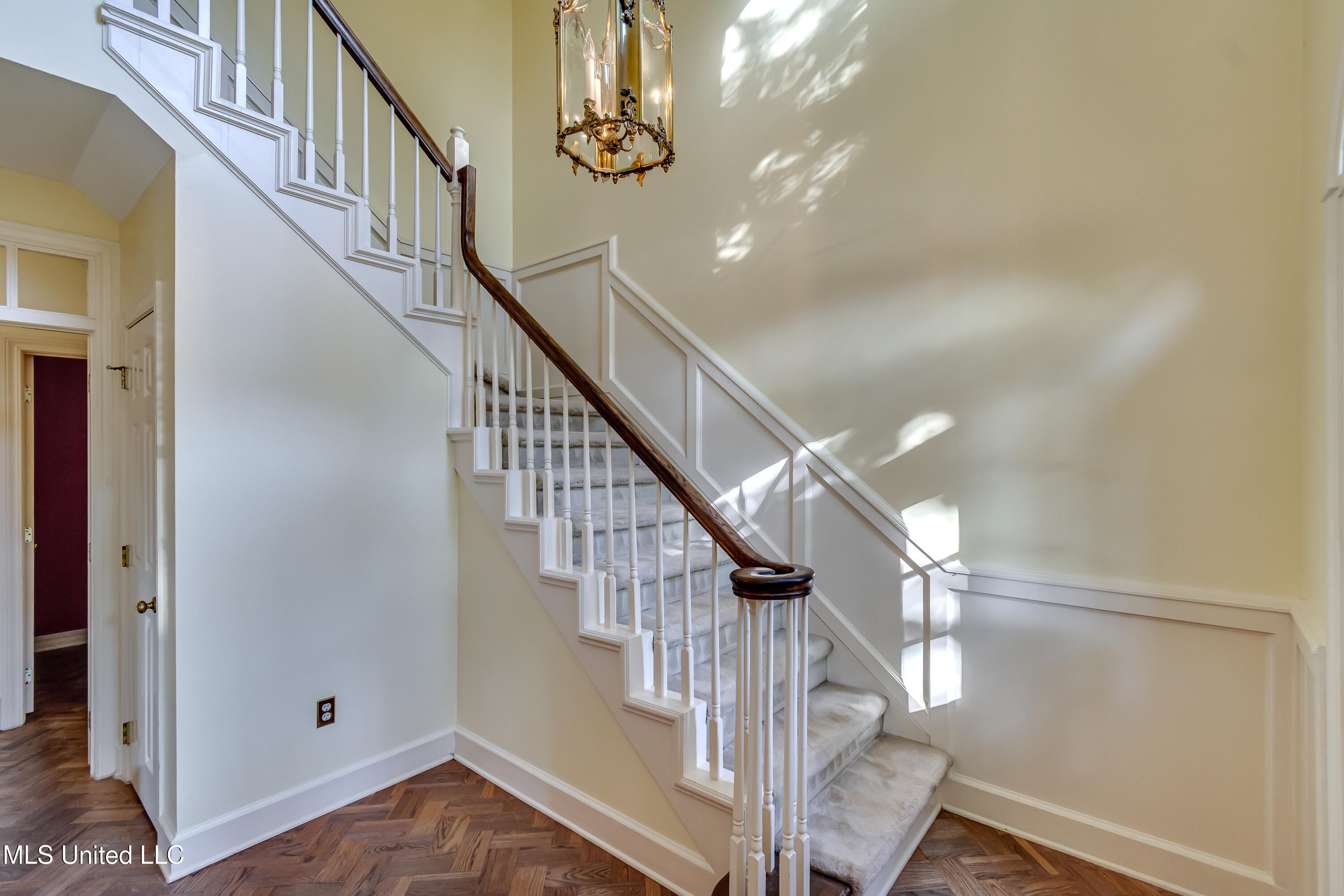 Jackson, Mississippi 39211, United States, 4 Bedrooms Bedrooms, ,3 BathroomsBathrooms,Residential,Active,224769