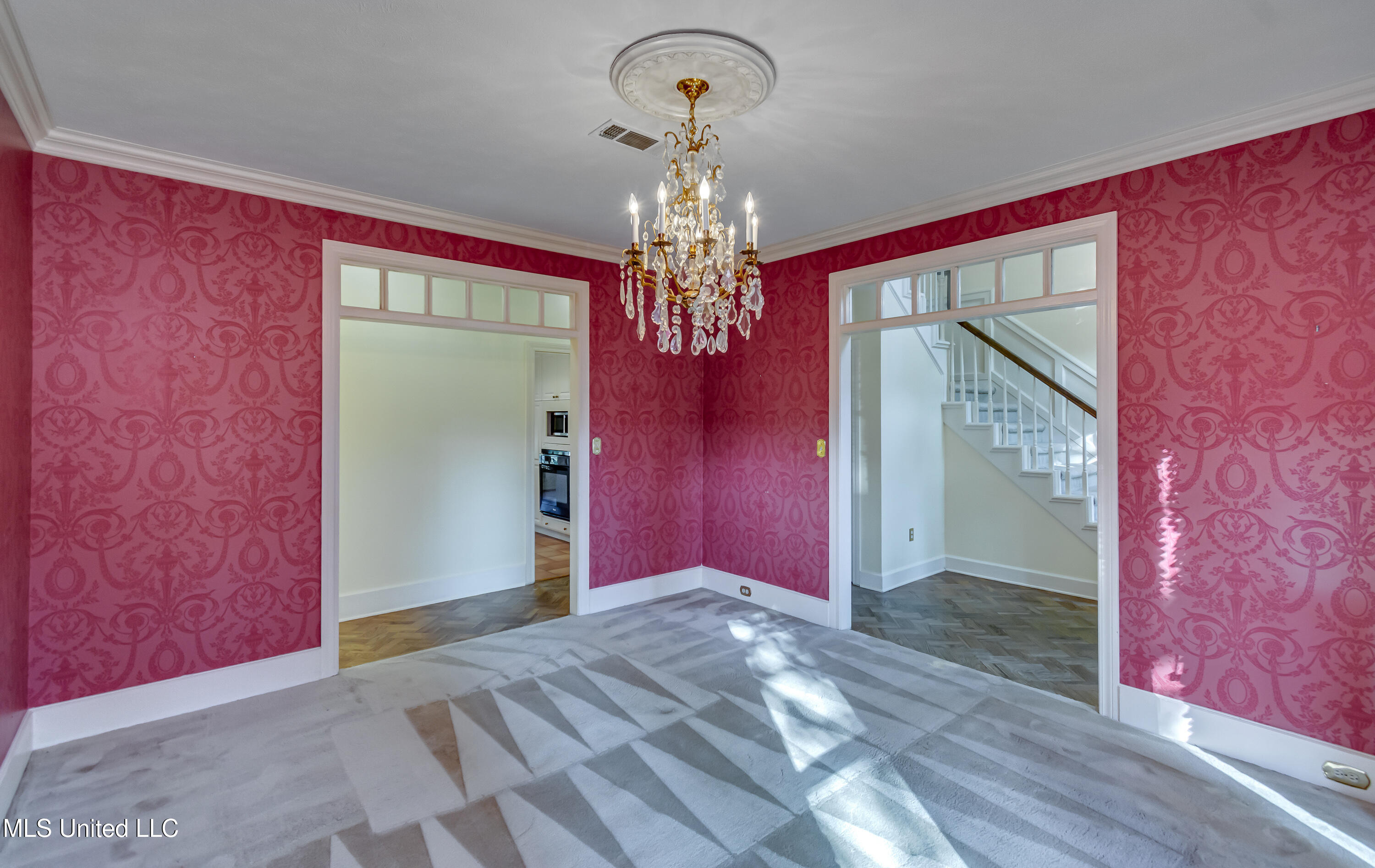 Jackson, Mississippi 39211, United States, 4 Bedrooms Bedrooms, ,3 BathroomsBathrooms,Residential,Active,224769