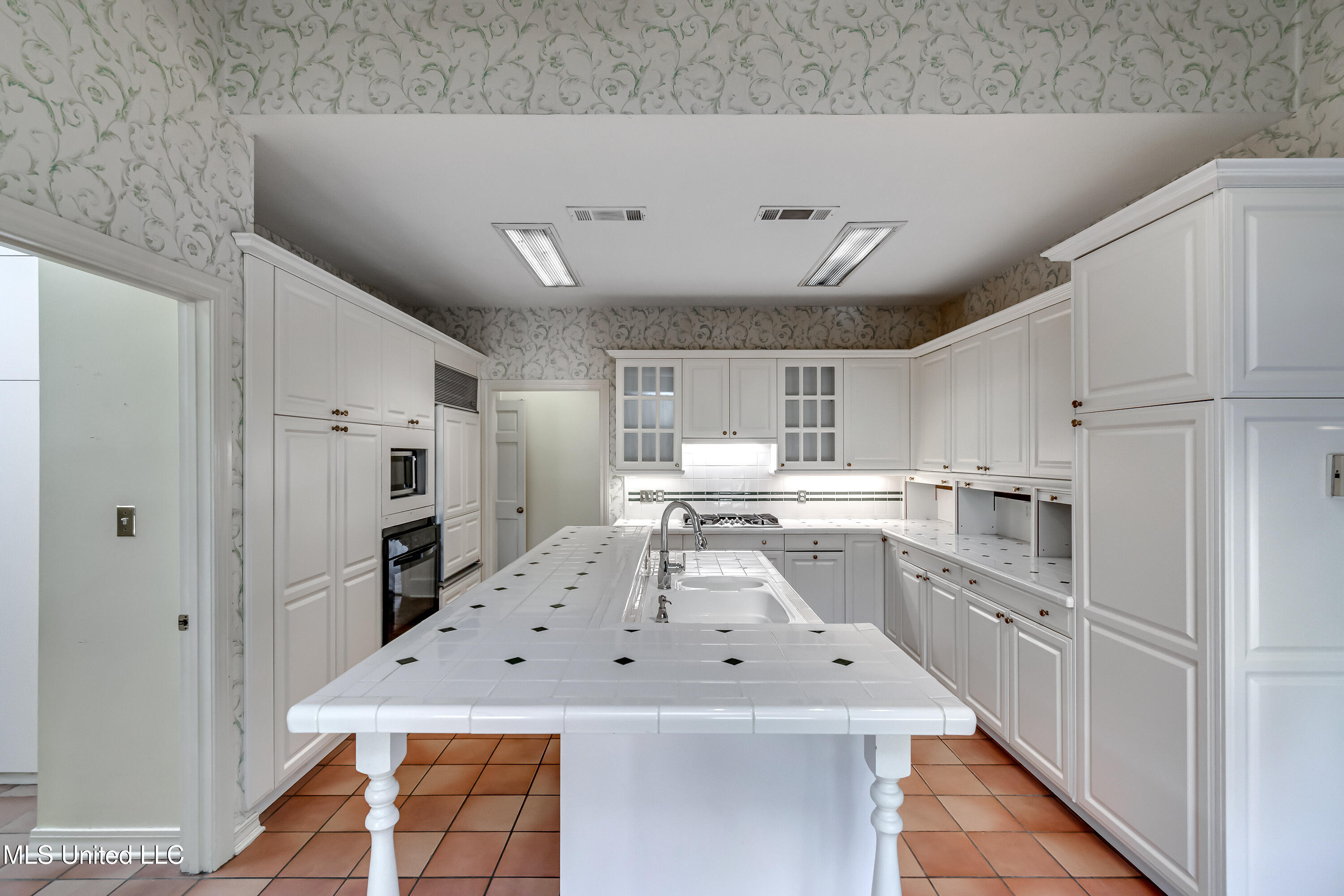 Jackson, Mississippi 39211, United States, 4 Bedrooms Bedrooms, ,3 BathroomsBathrooms,Residential,Active,224769