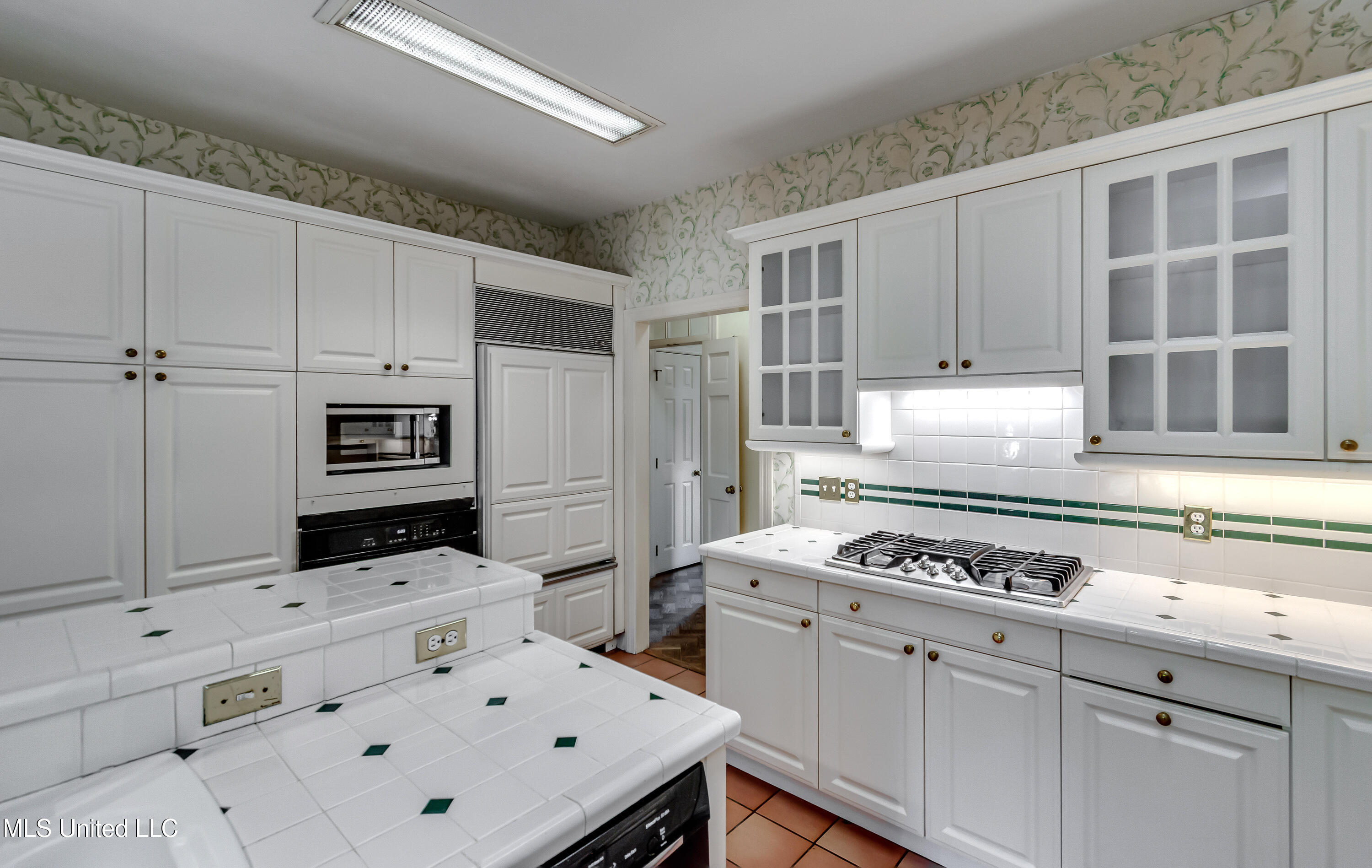 Jackson, Mississippi 39211, United States, 4 Bedrooms Bedrooms, ,3 BathroomsBathrooms,Residential,Active,224769