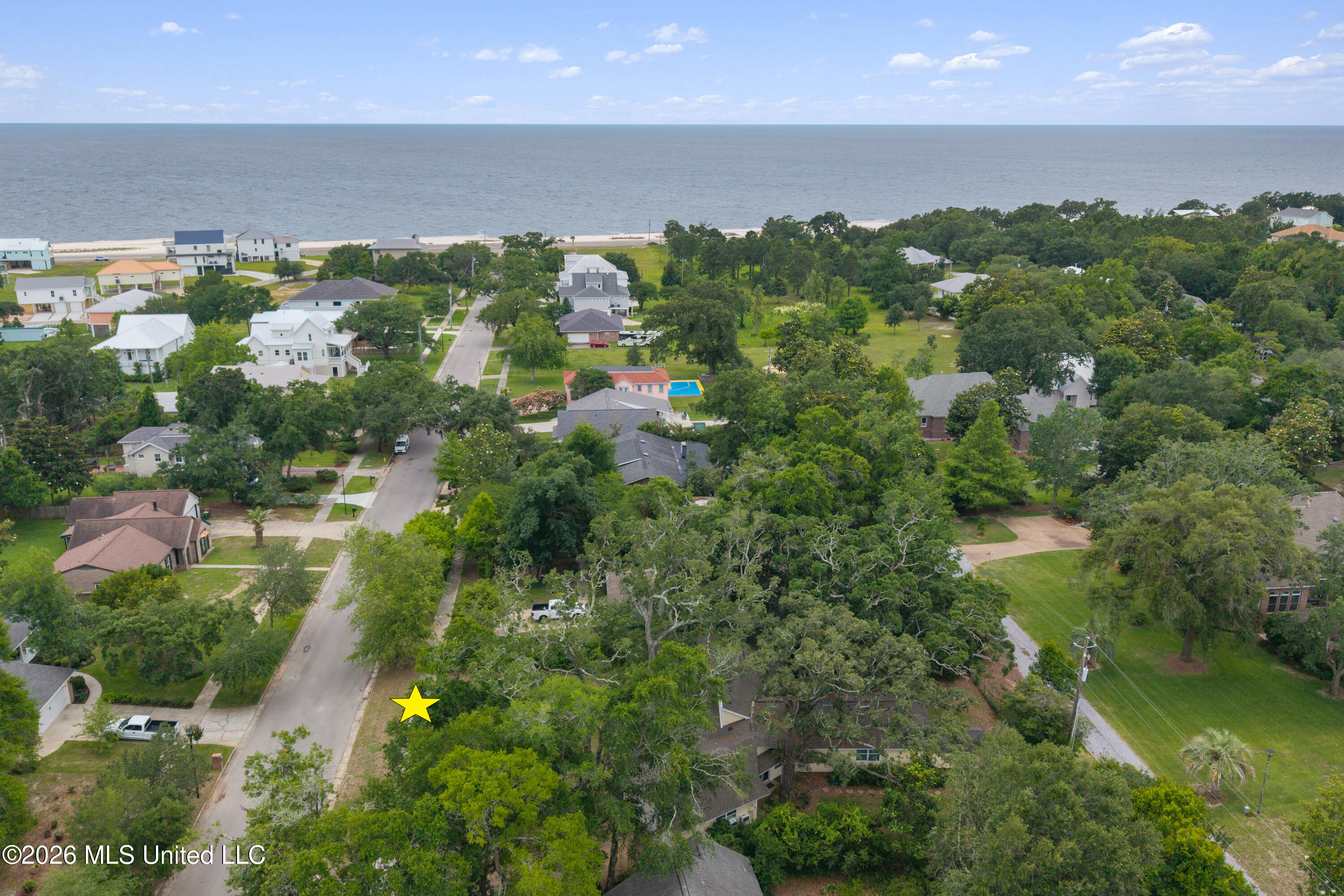 124 Shadowlawn Avenue