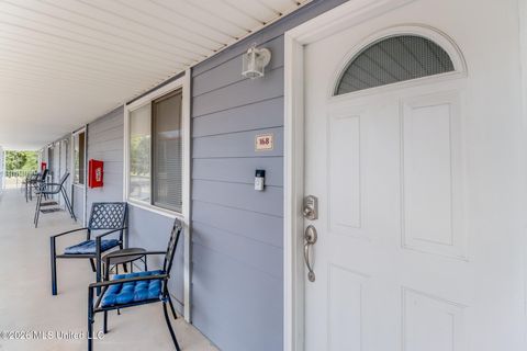 Condo For Sale - 1664 Beach Boulevard<br/> Biloxi, MS 39531