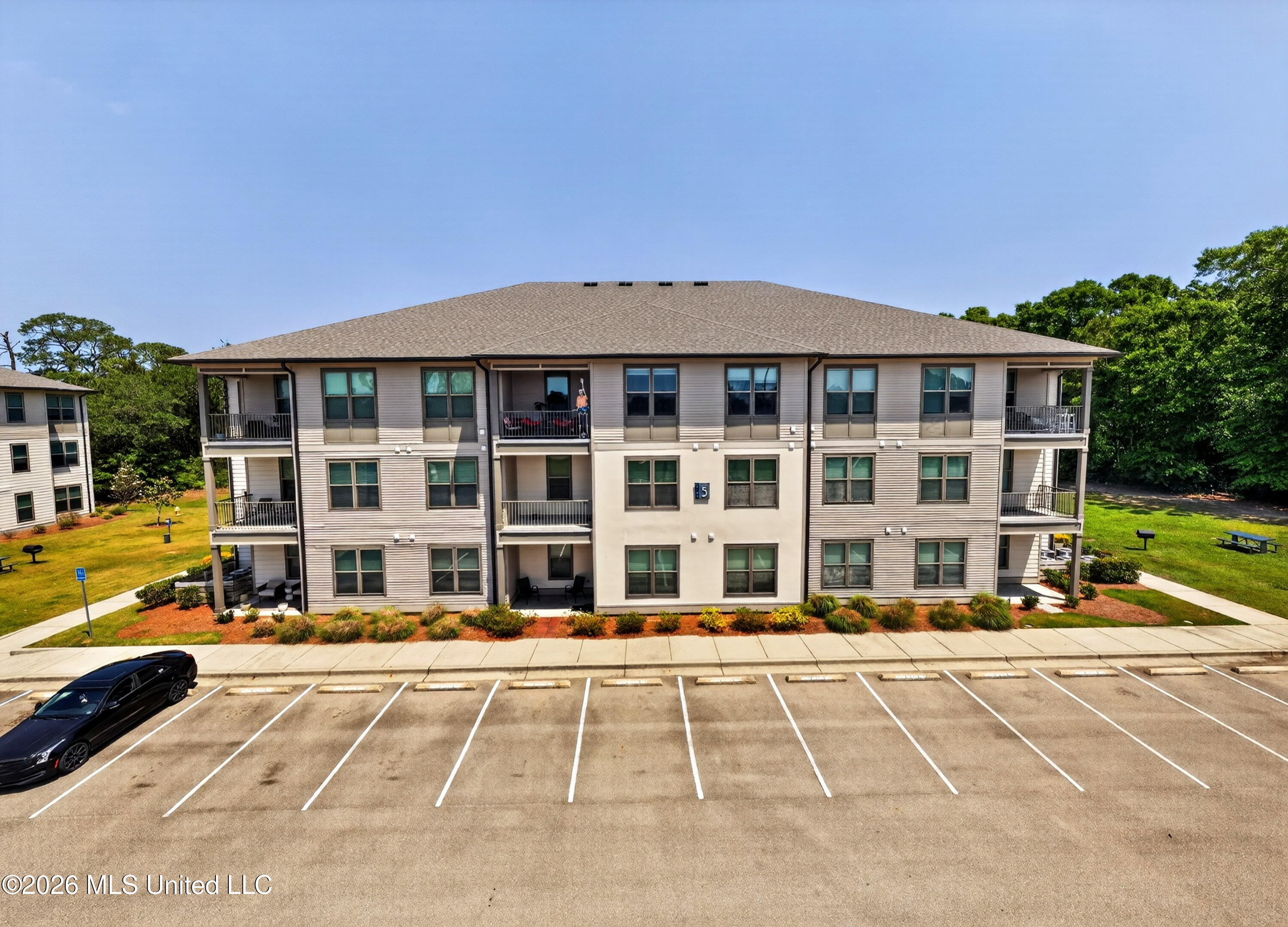 Photo 1 of 104 — 2501 Bienville Boulevard, Ocean Springs, MS 39564