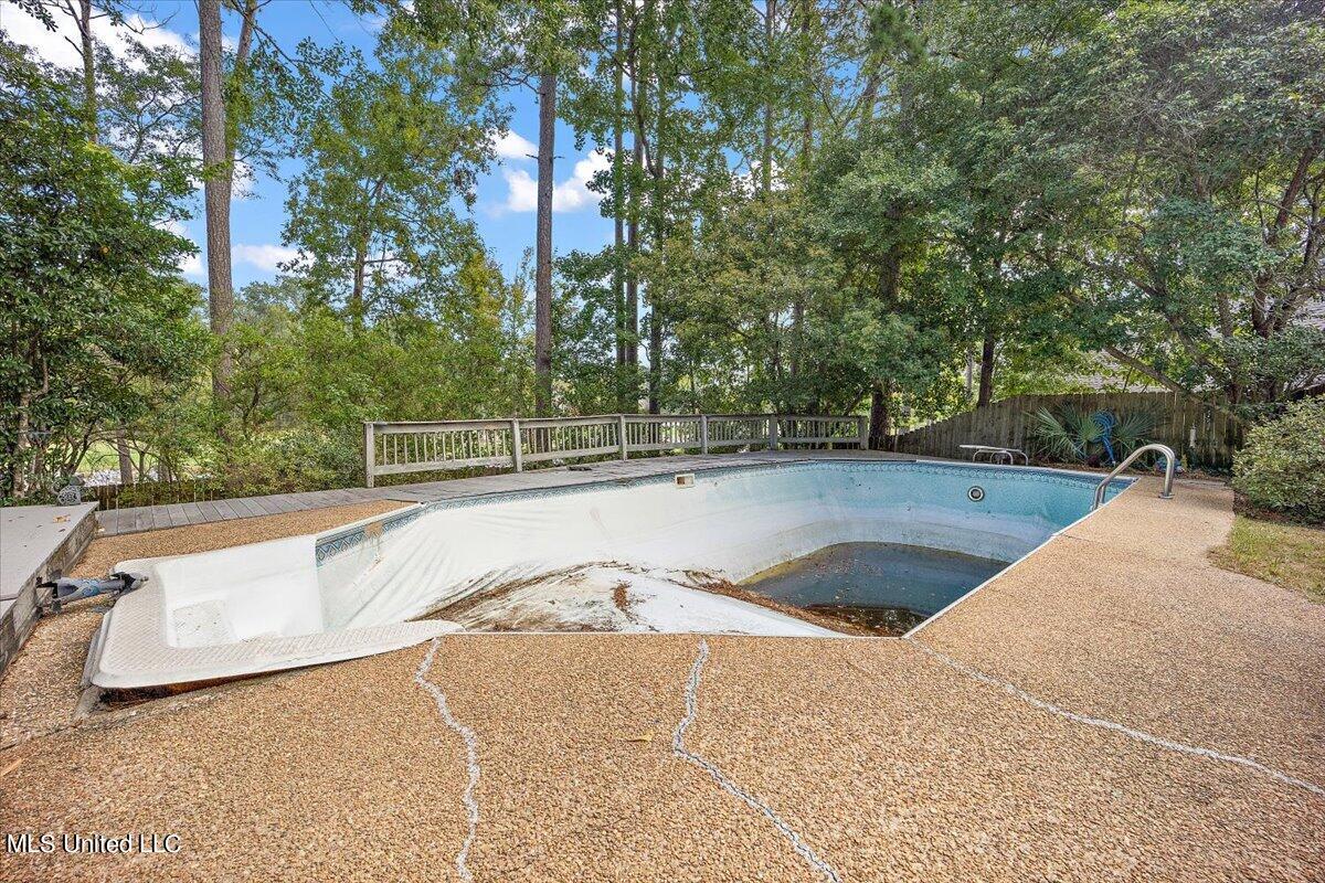 512 Dixton Drive, Brandon, Mississippi image 15