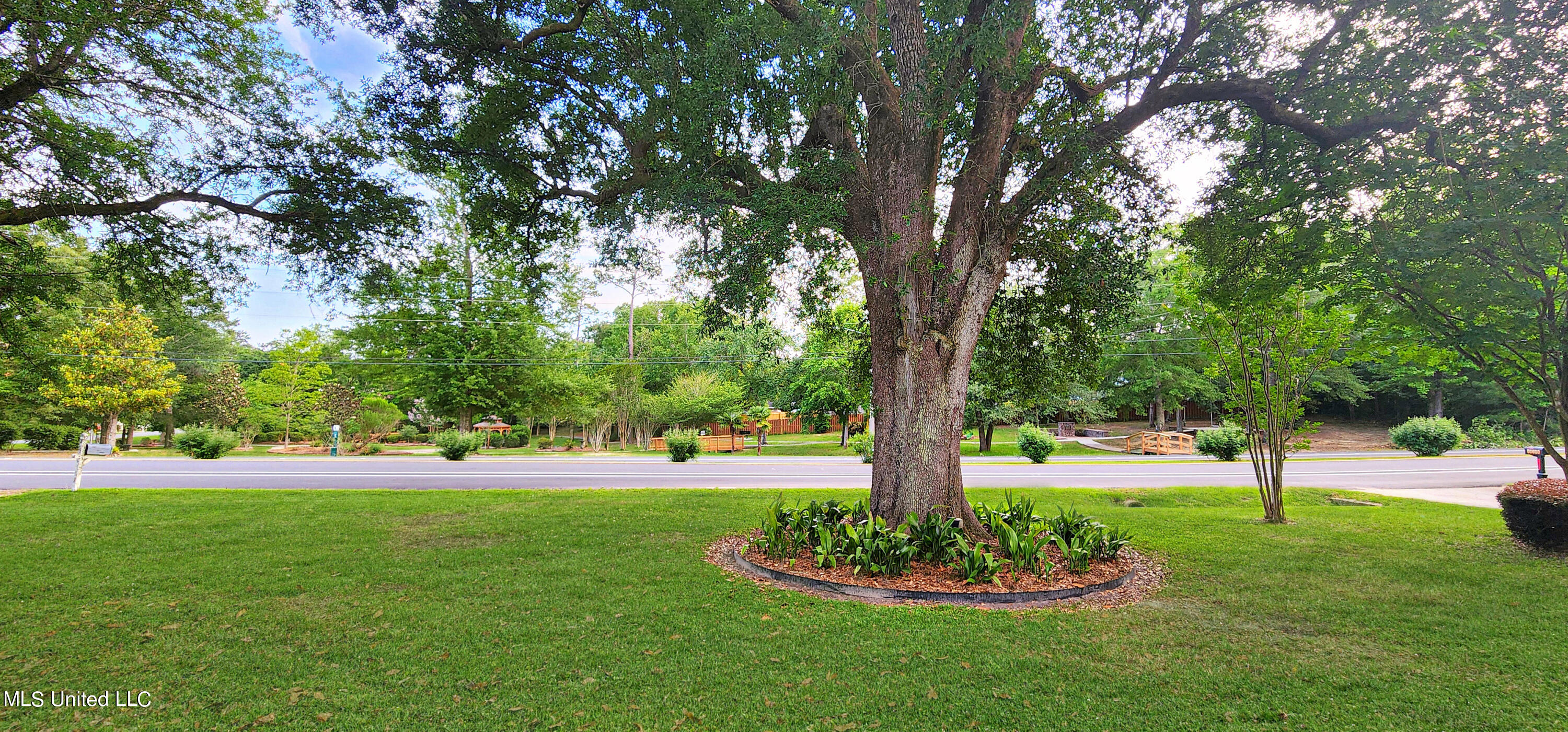 88396 E Diamondhead Drive, Diamondhead, Mississippi image 6