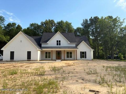 Homes For Sale - 112 Cross Wind Drive<br/> Flora, MS 39071