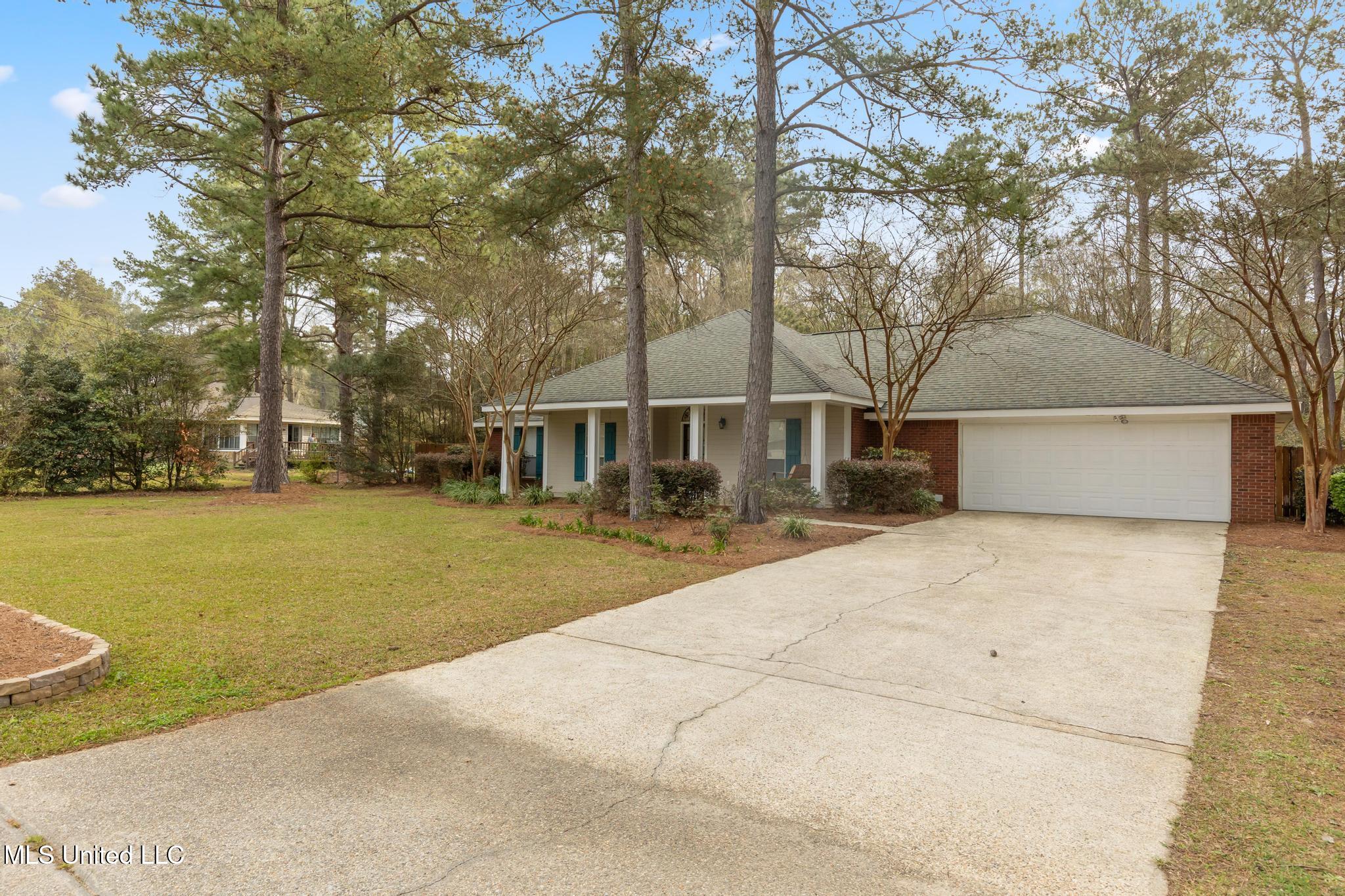 107 Pine Lane, Hattiesburg, Mississippi image 3