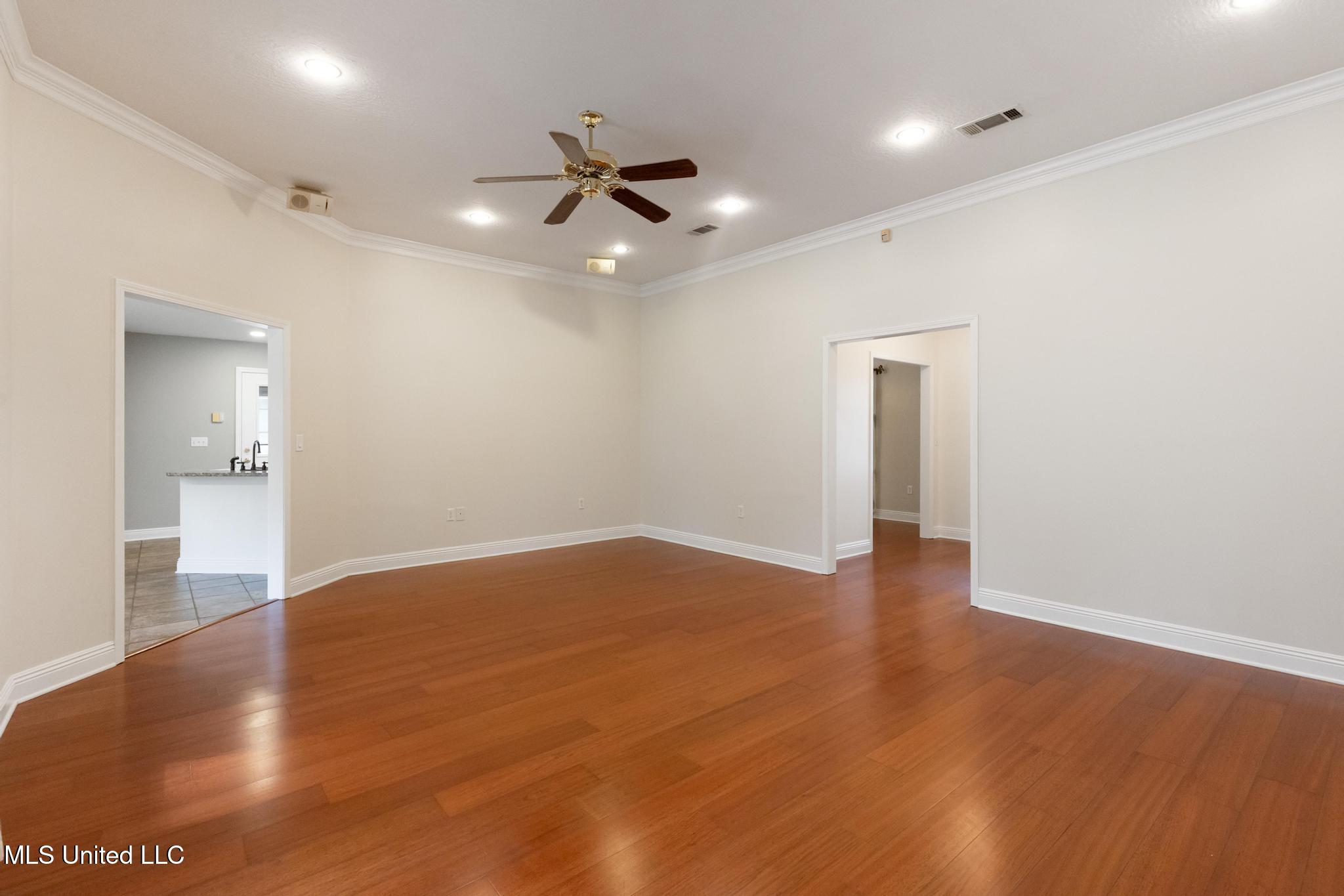 107 Pine Lane, Hattiesburg, Mississippi image 7