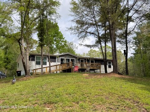 Mobile Home For Sale - 85 Baughman Road<br/> Poplarville, MS 39470
