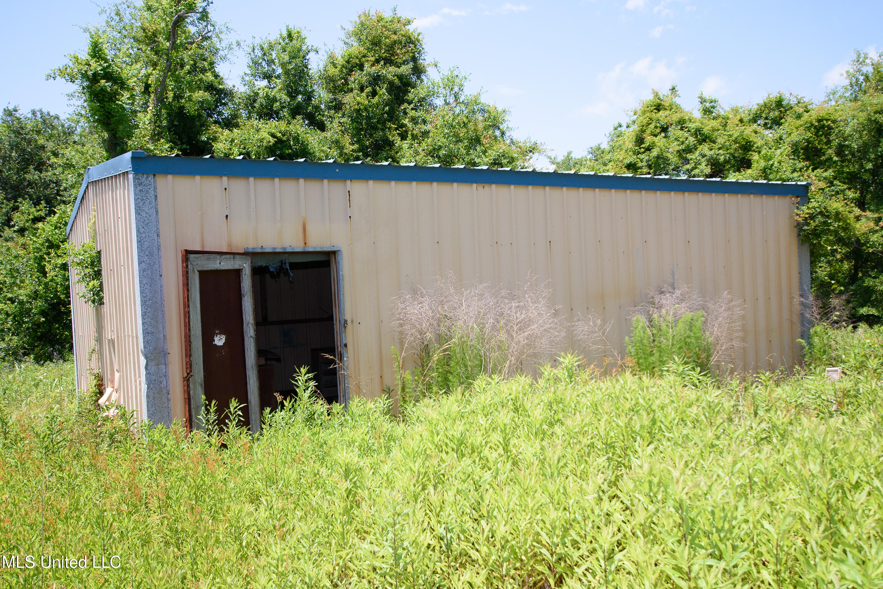 4815 Lanier Avenue, Pascagoula, Mississippi image 3