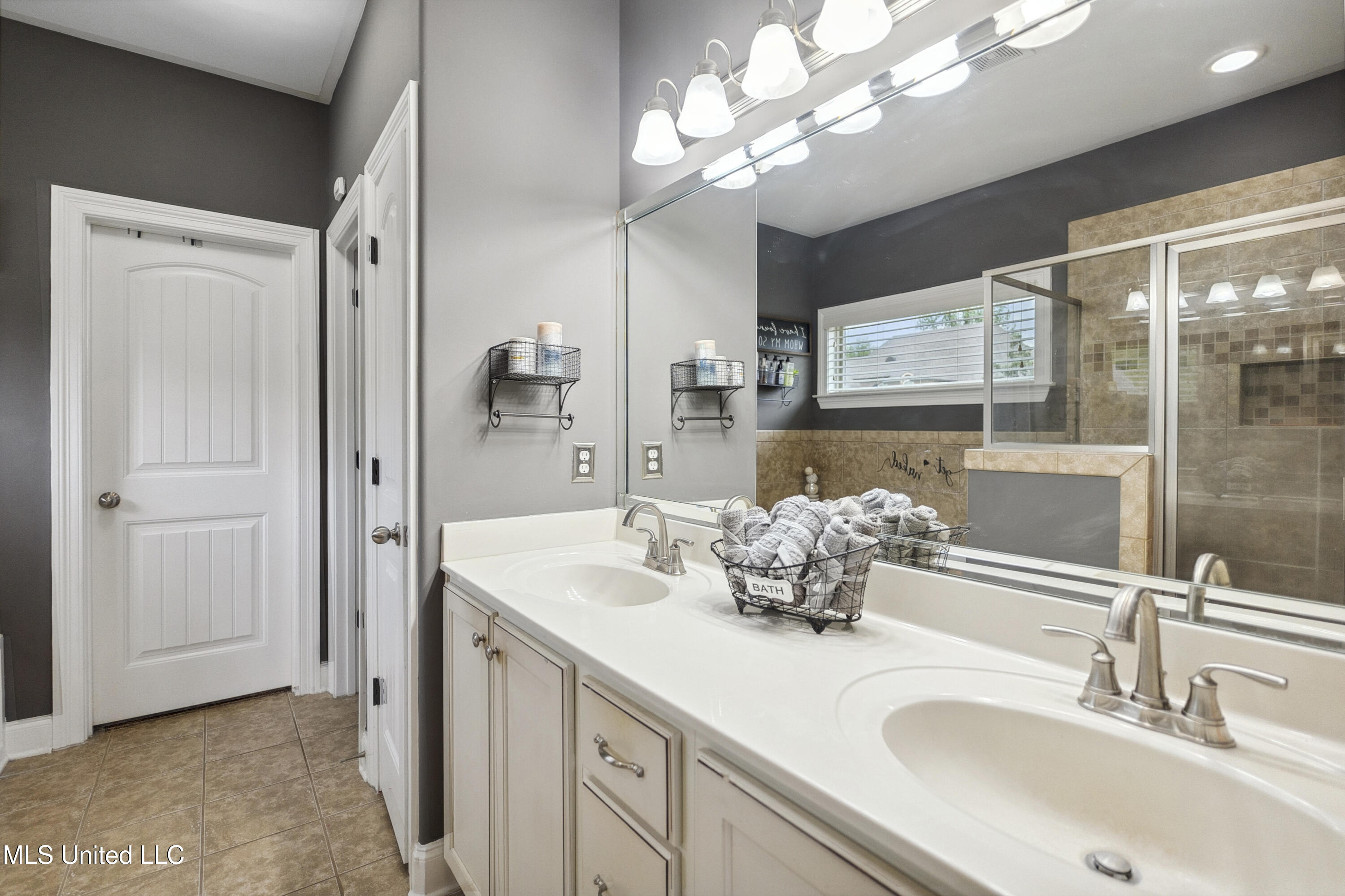 4130 Aberleigh Lane, Olive Branch, Mississippi image 24