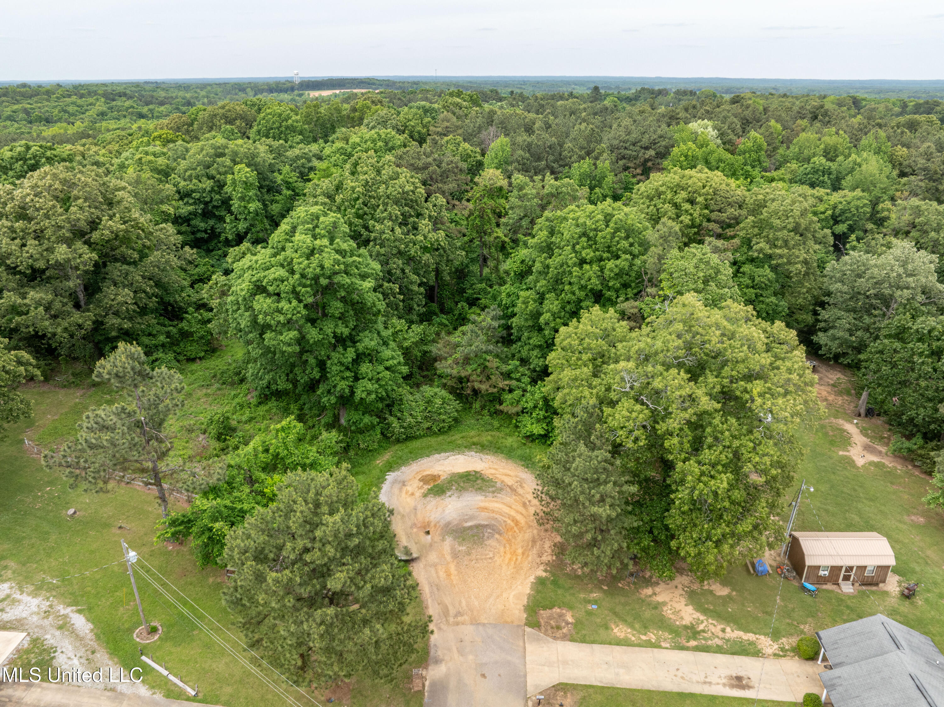 Mcmillan, Holly Springs, Mississippi image 17