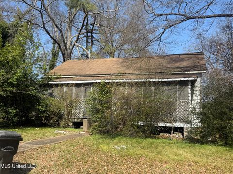 Homes For Sale - 366 Elm Street<br/> Grenada, MS 38901
