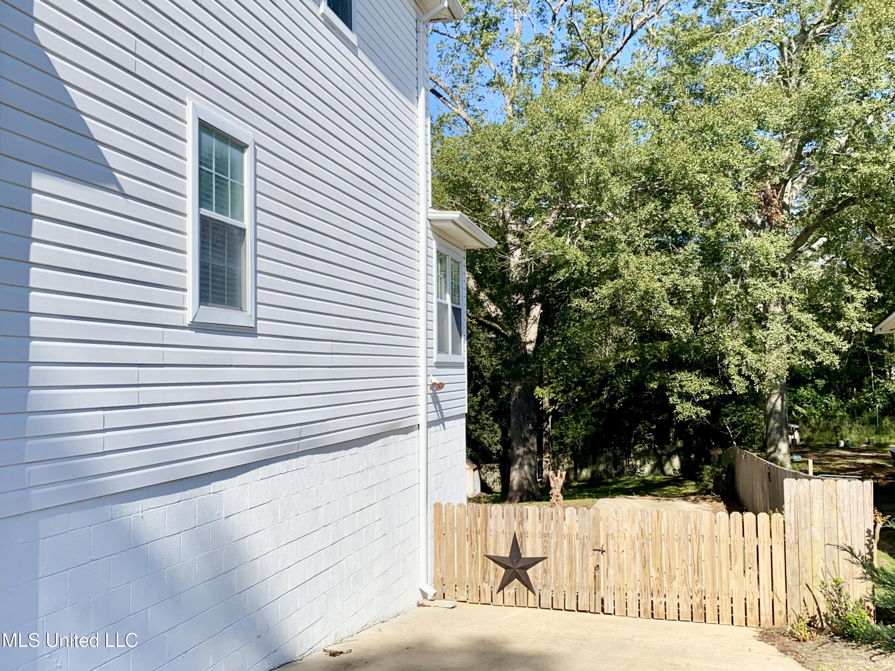 214 W Green Street, Hazlehurst, Mississippi image 4