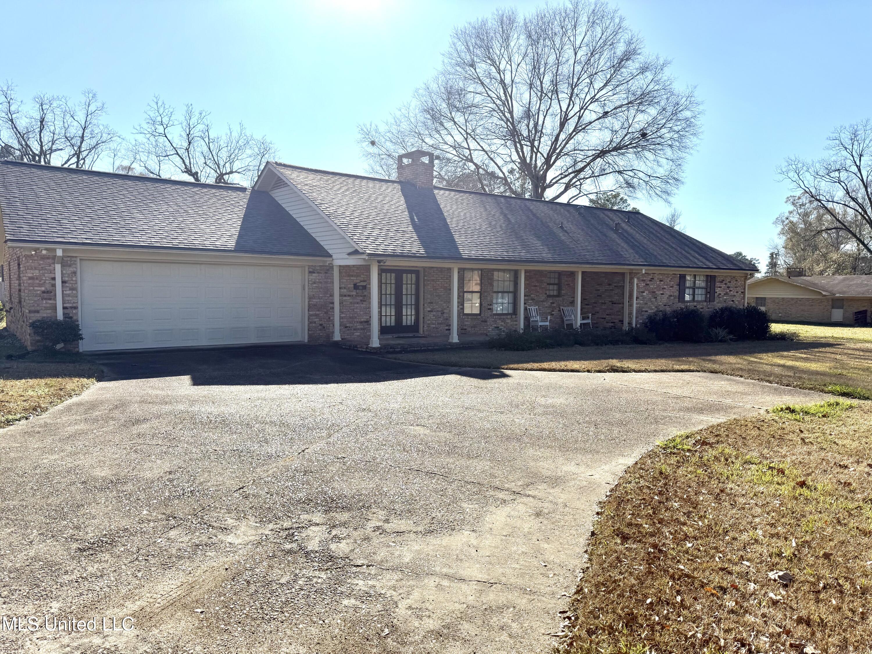 460 W Gallatin Street, Hazlehurst, Mississippi image 2