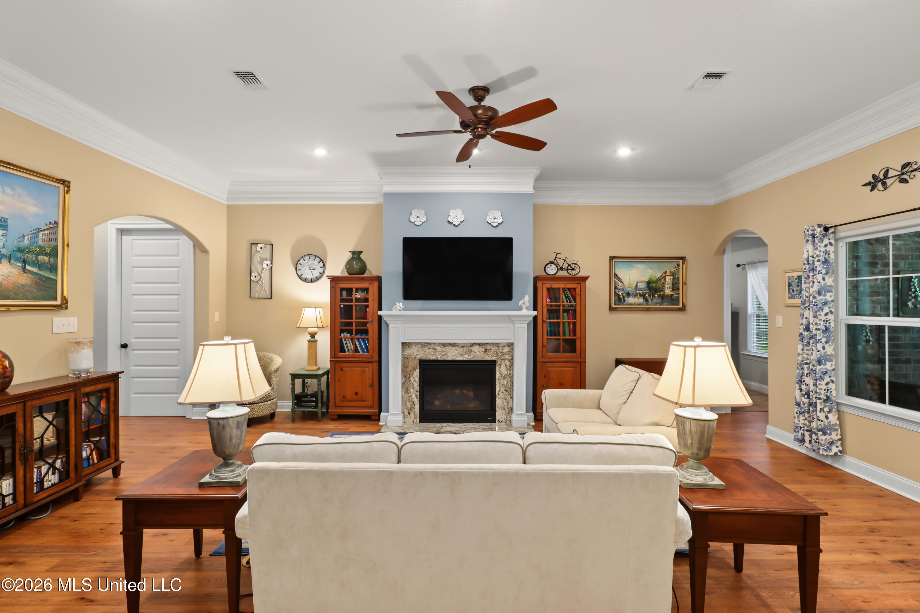 24628 Knollwood Drive