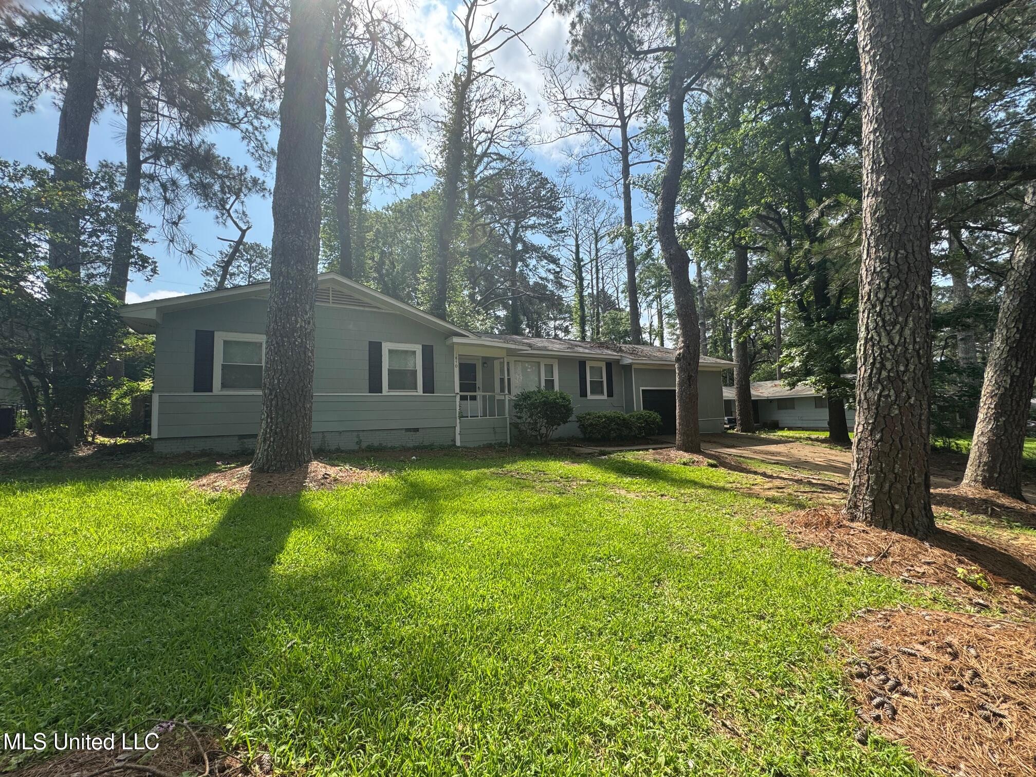 1870 Wisteria Drive, Jackson, Mississippi image 1