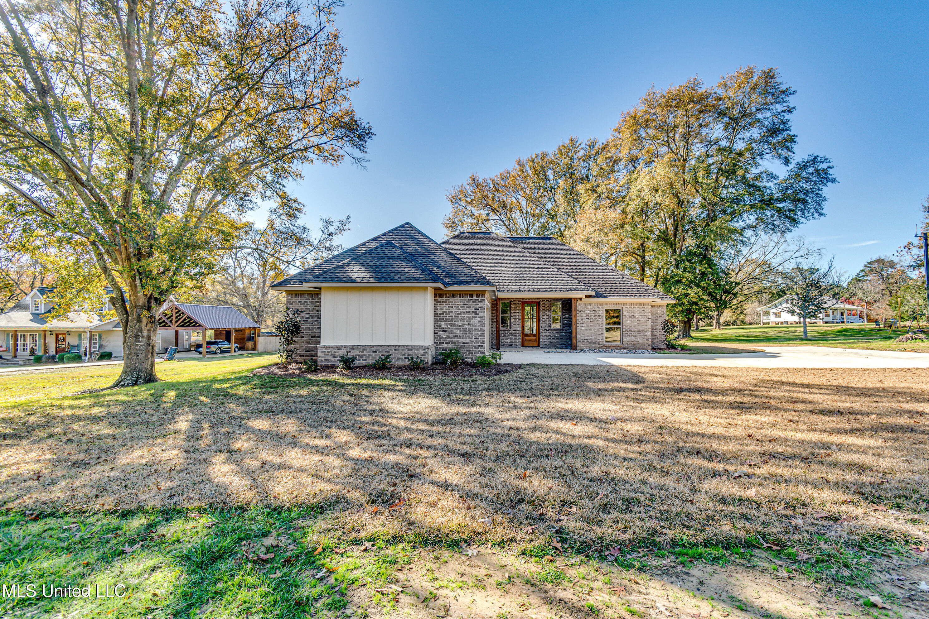 157 W Main Street, Florence, Mississippi image 3