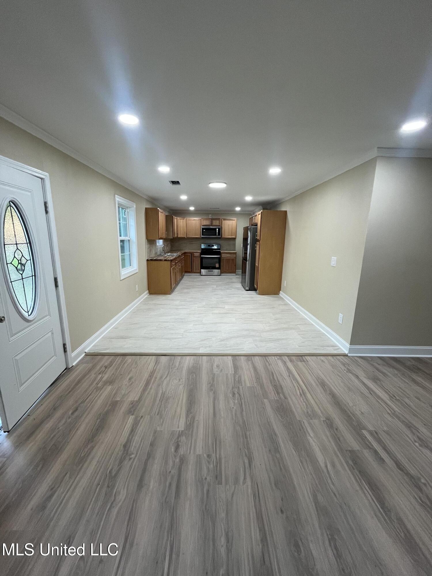1463 Irby Street, Greenville, Mississippi image 3