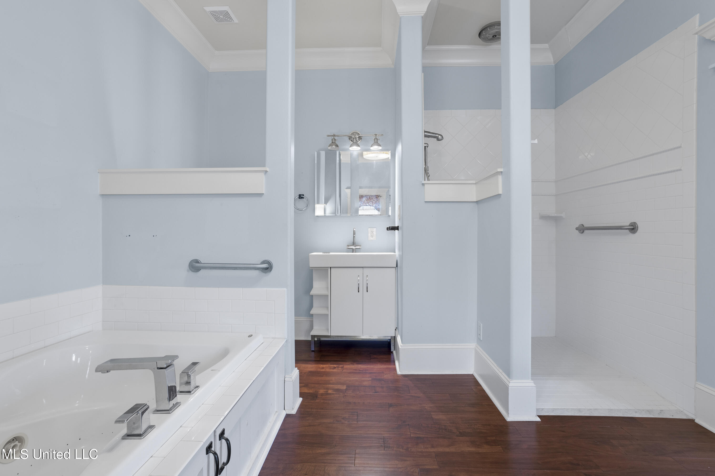 8925 Neptune Avenue, Ocean Springs, Mississippi image 27
