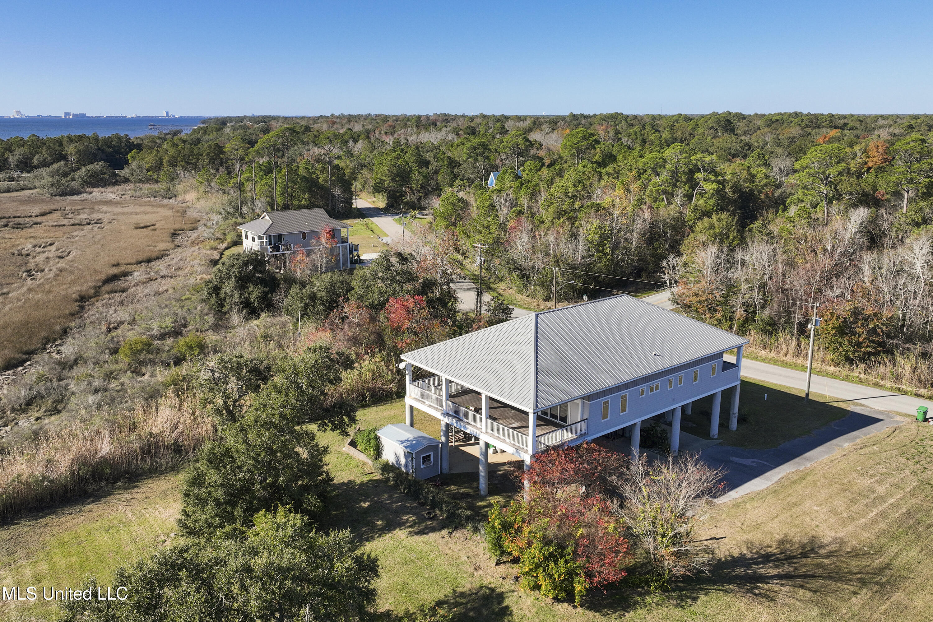 8925 Neptune Avenue, Ocean Springs, Mississippi image 46