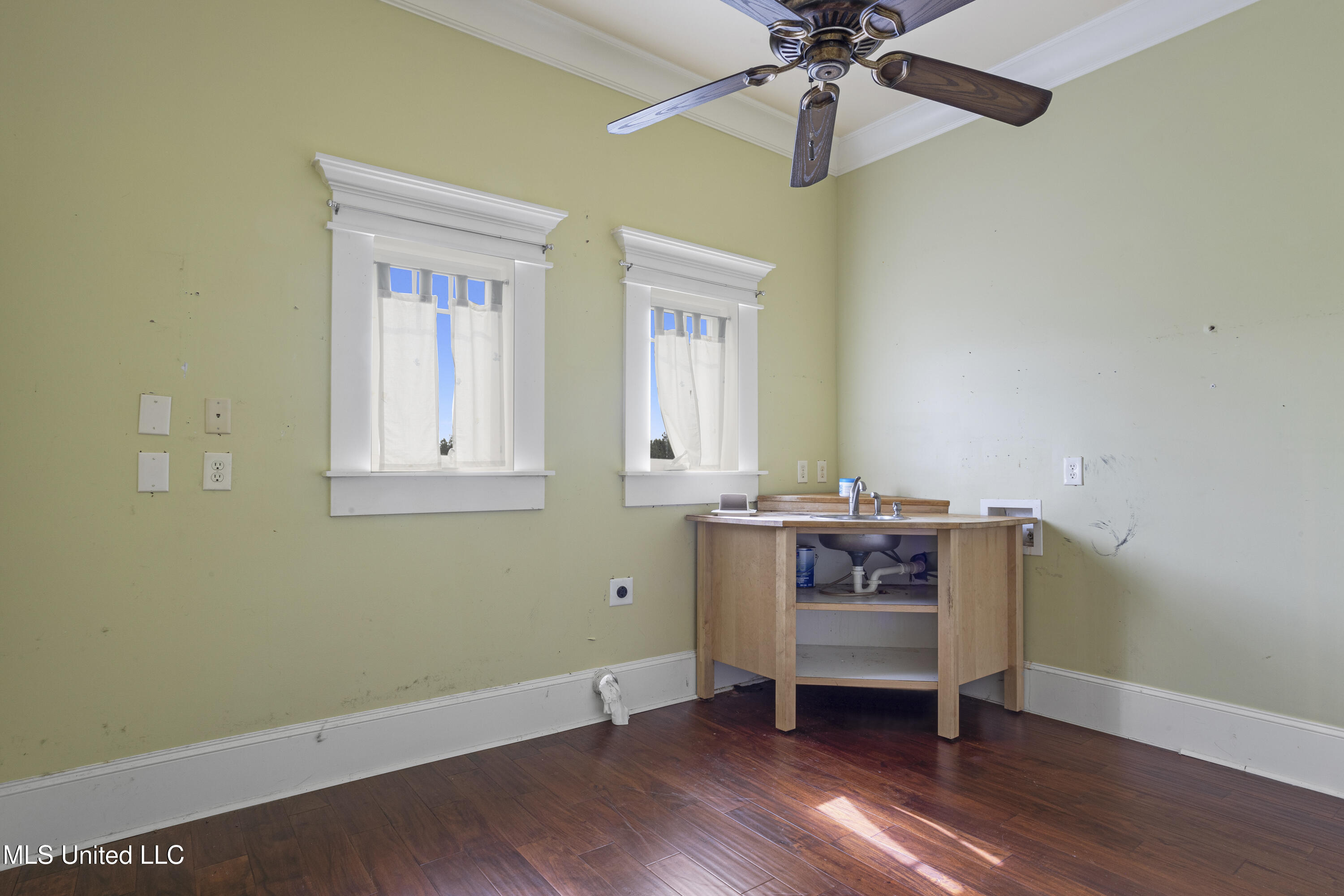 8925 Neptune Avenue, Ocean Springs, Mississippi image 36