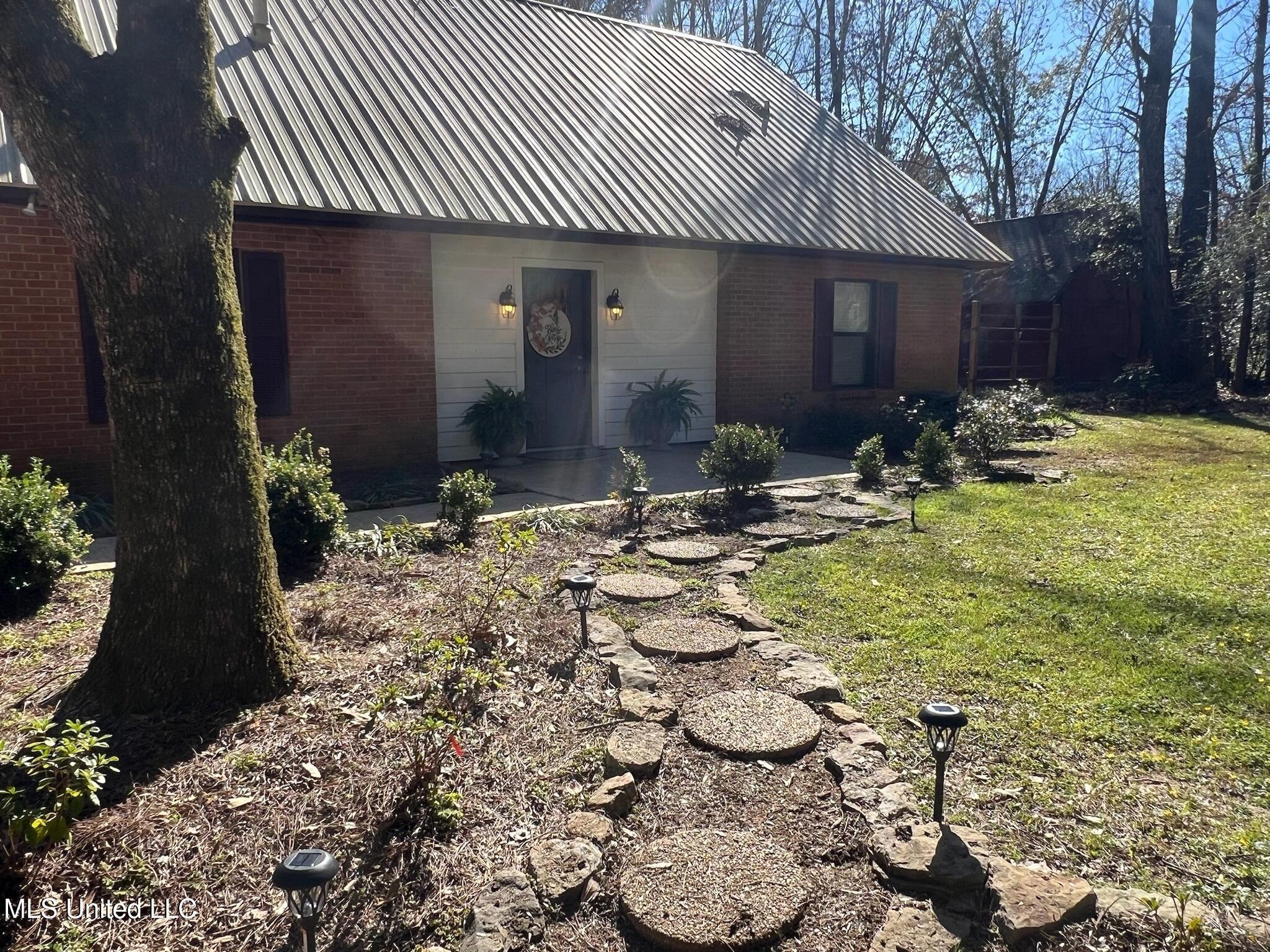 203 Pauline Drive, Raymond, Mississippi image 3