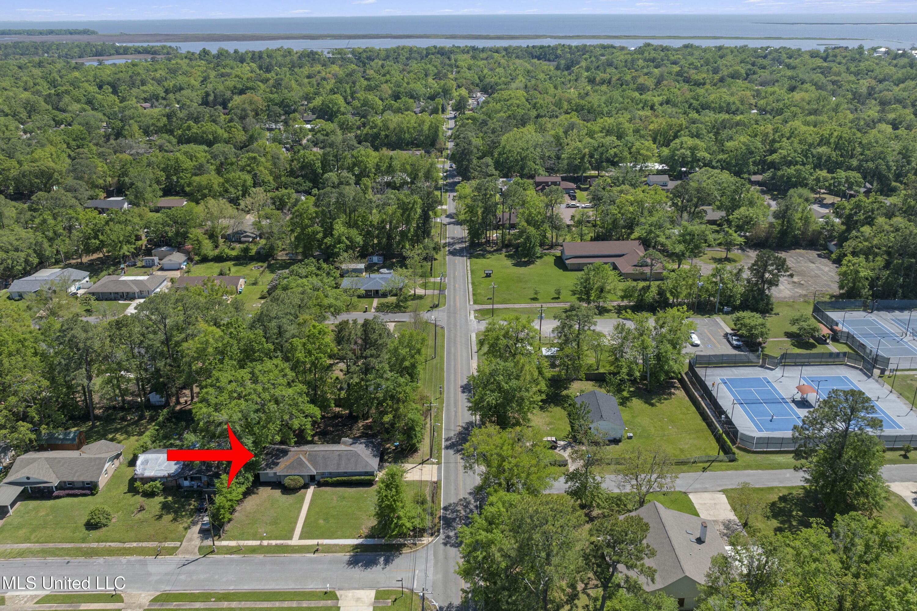 2500 Englewood Road, Ocean Springs, Mississippi image 2