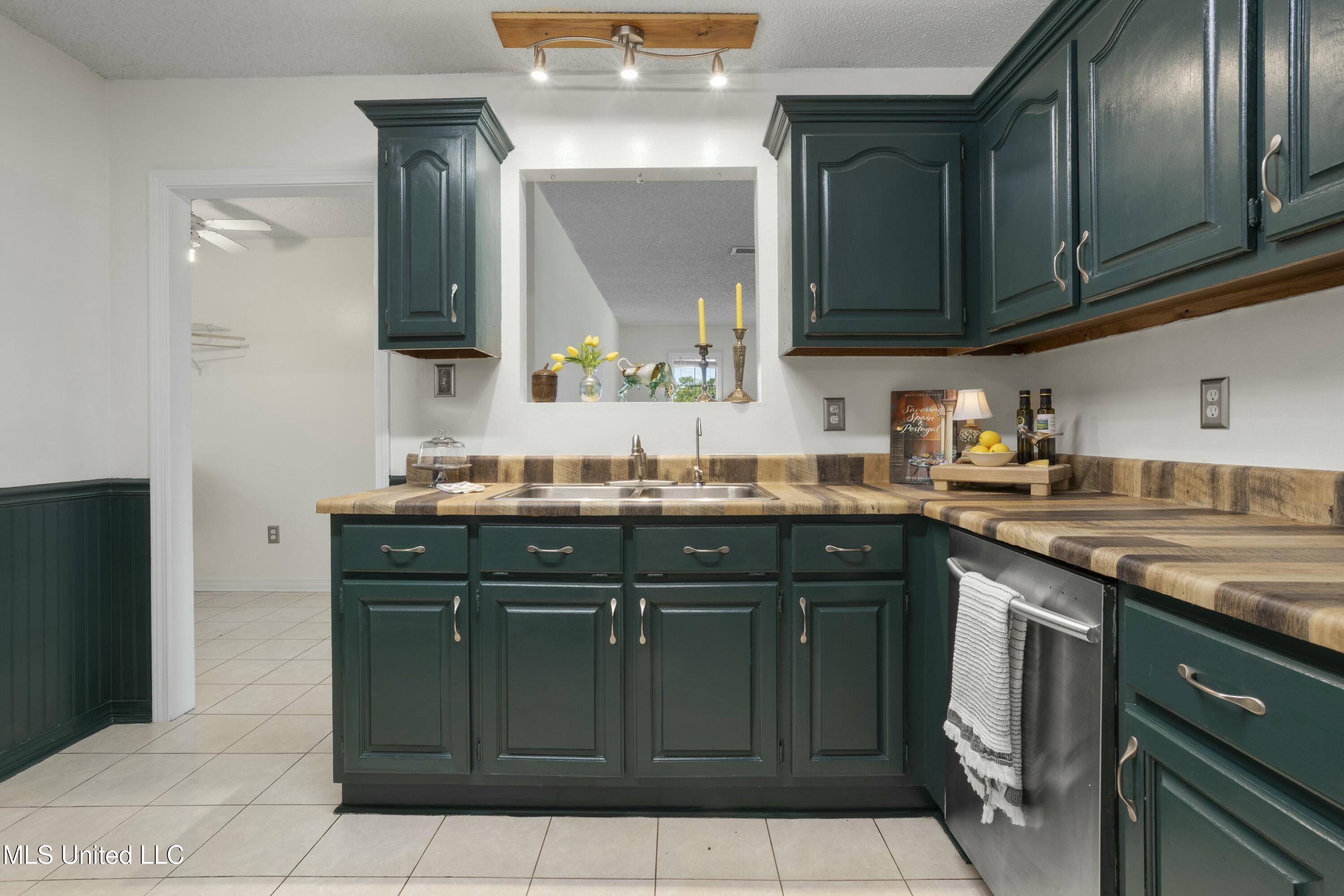 2500 Englewood Road, Ocean Springs, Mississippi image 15